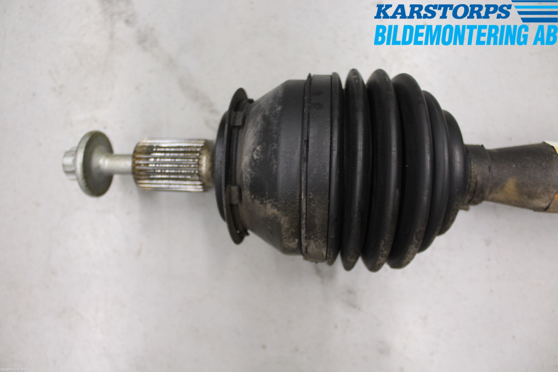 Mercedes-Benz MB B-KLASS (W246/W242) 12-19 Drivaxel Fram Vänster