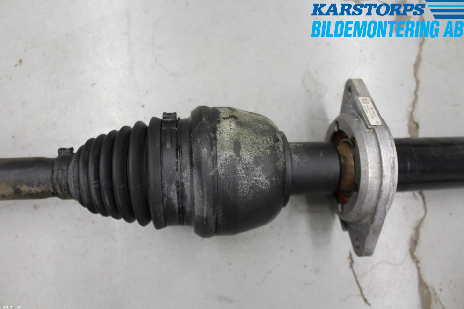 Mercedes-Benz MB B-KLASS (W246/W242) 12-19 Drivaxel Fram Höger