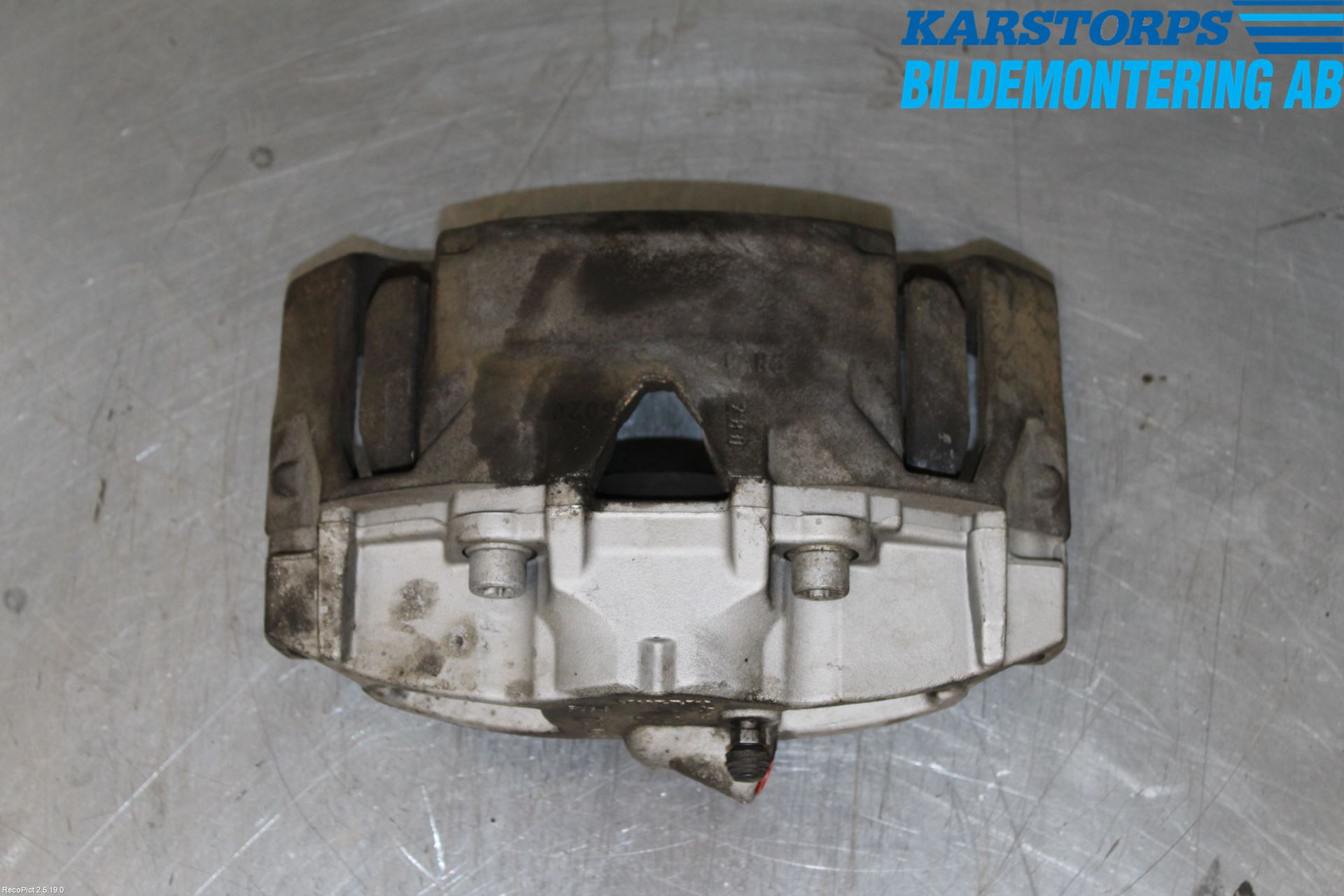 Volvo XC70 14-16 Bromsok Fram Höger