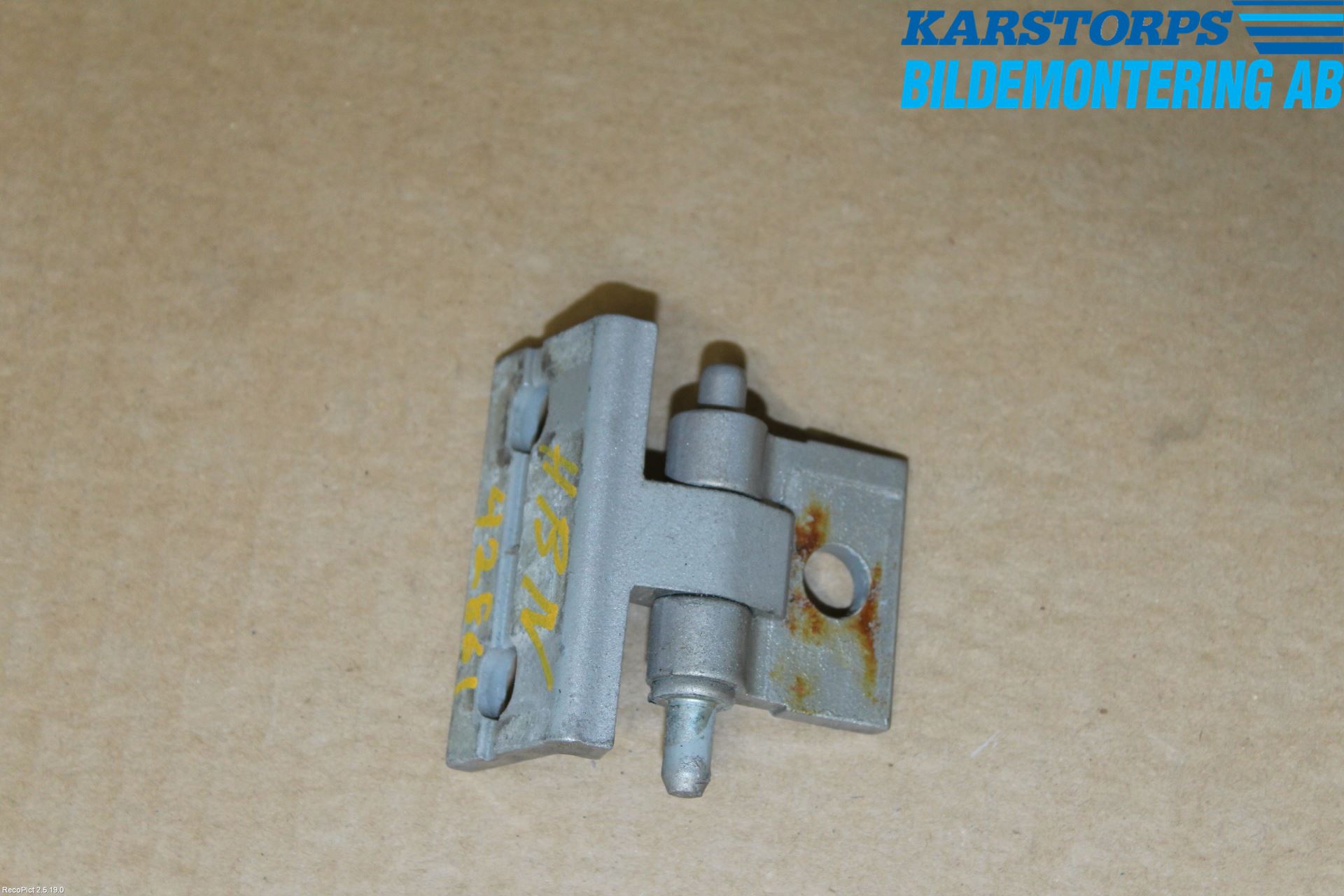 Volvo XC70 01-04 Dörrgångjärn