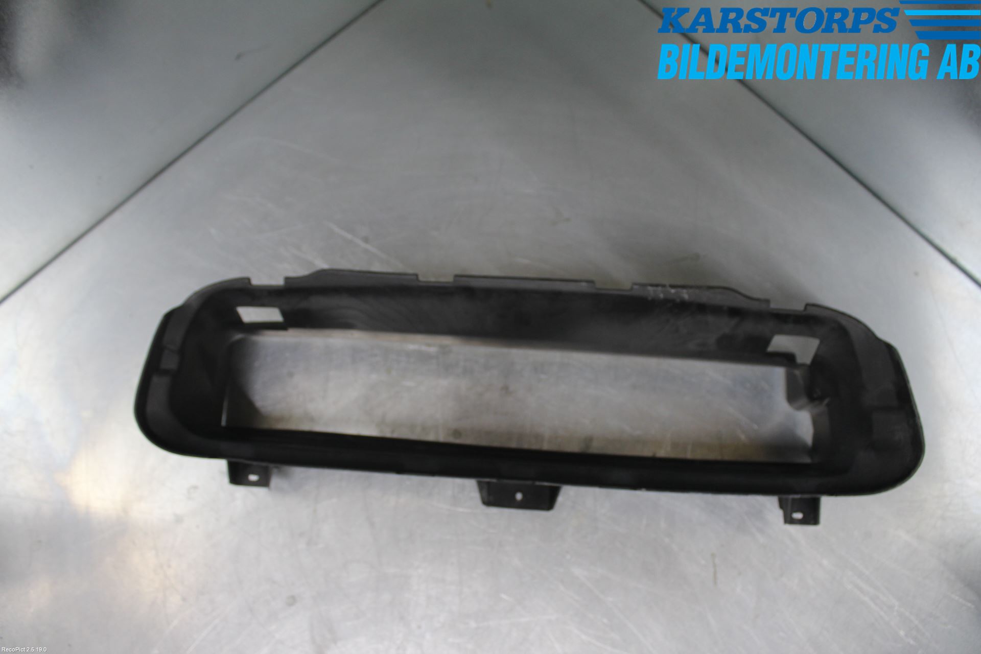 Volvo V50 04-07 Deflektor Plåt-Plast Kylning