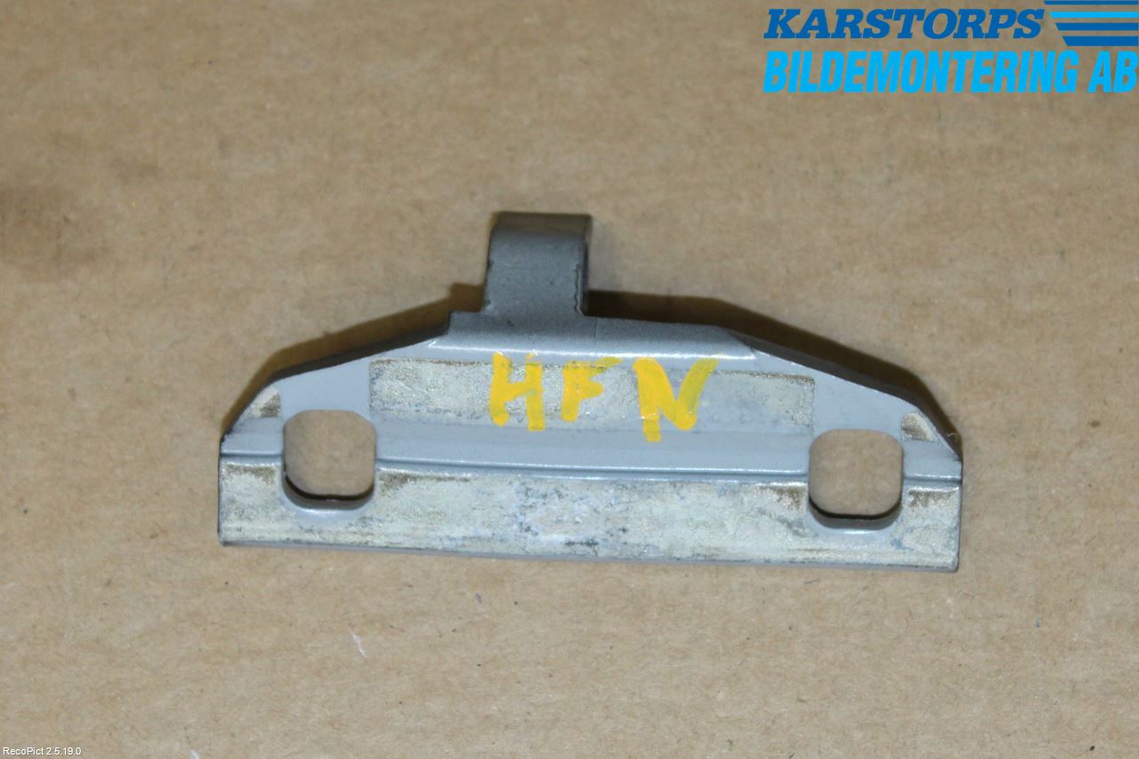 Volvo XC60 09-13 Dörrgångjärn