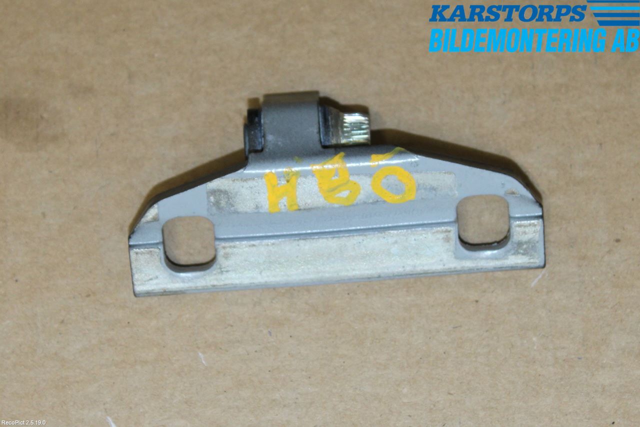 Volvo XC60 09-13 Dörrgångjärn