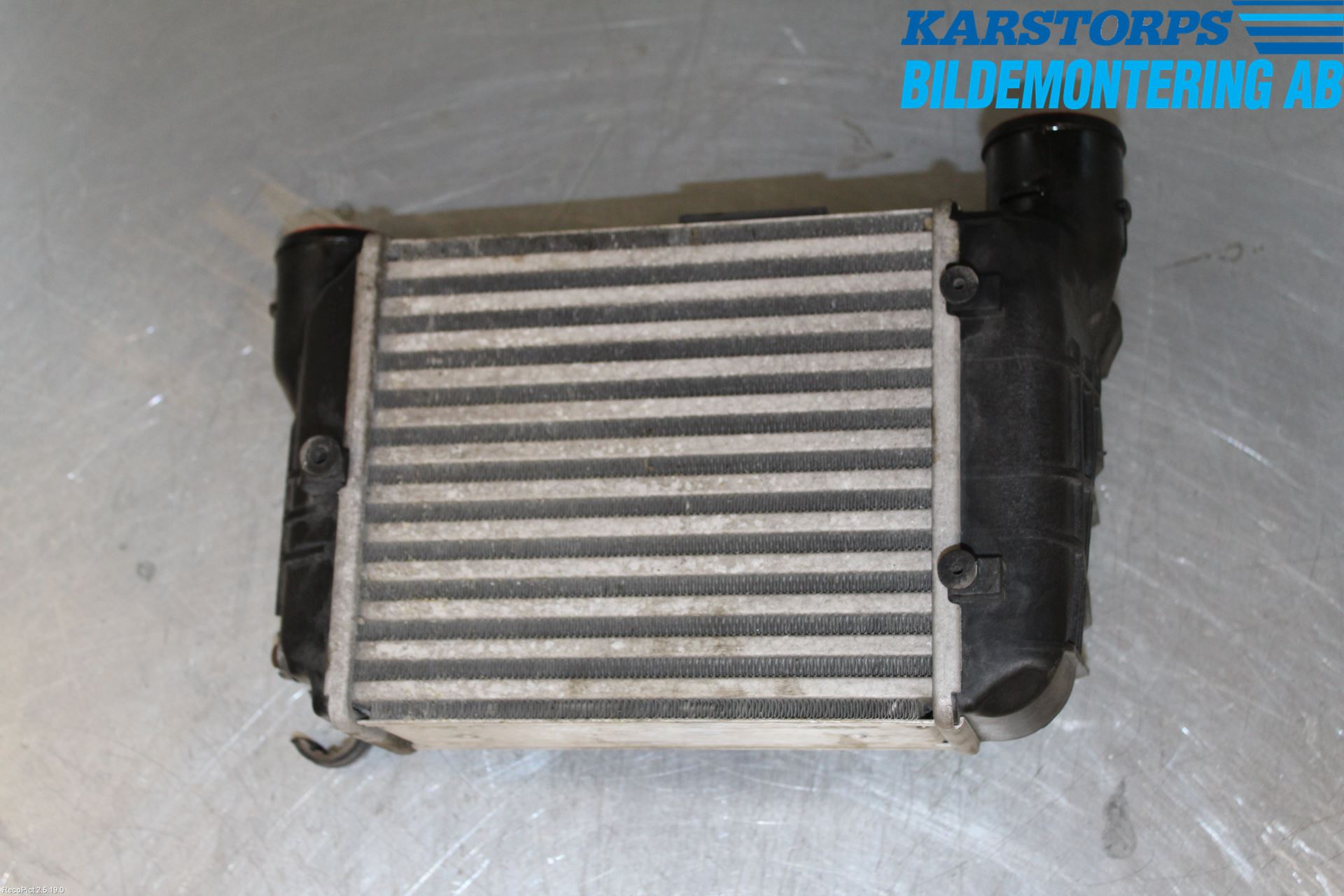 Audi A4/S4 05-07 Laddluft-Intercooler Kyl