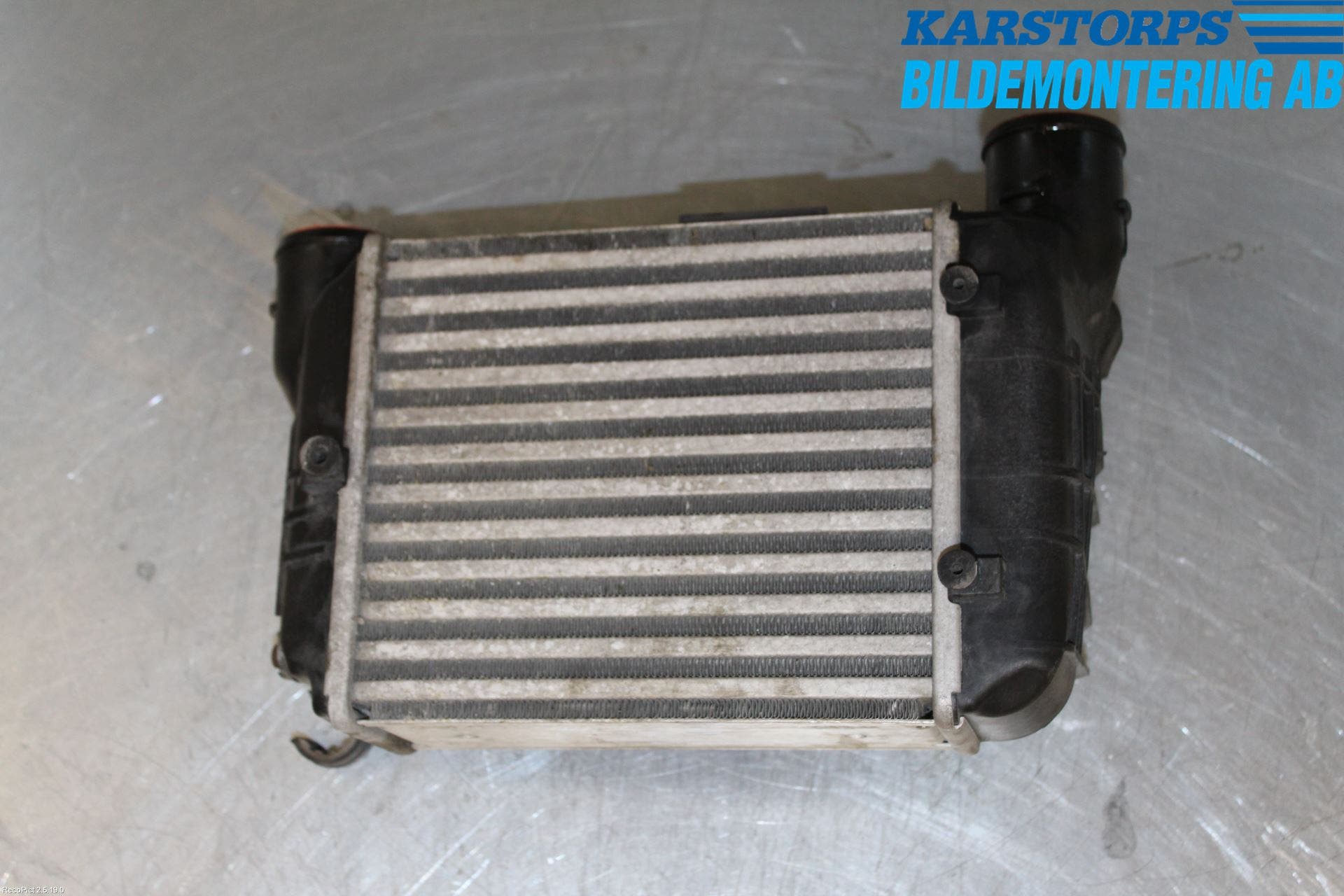 Audi A4/S4 05-07 Laddluft-Intercooler Kyl