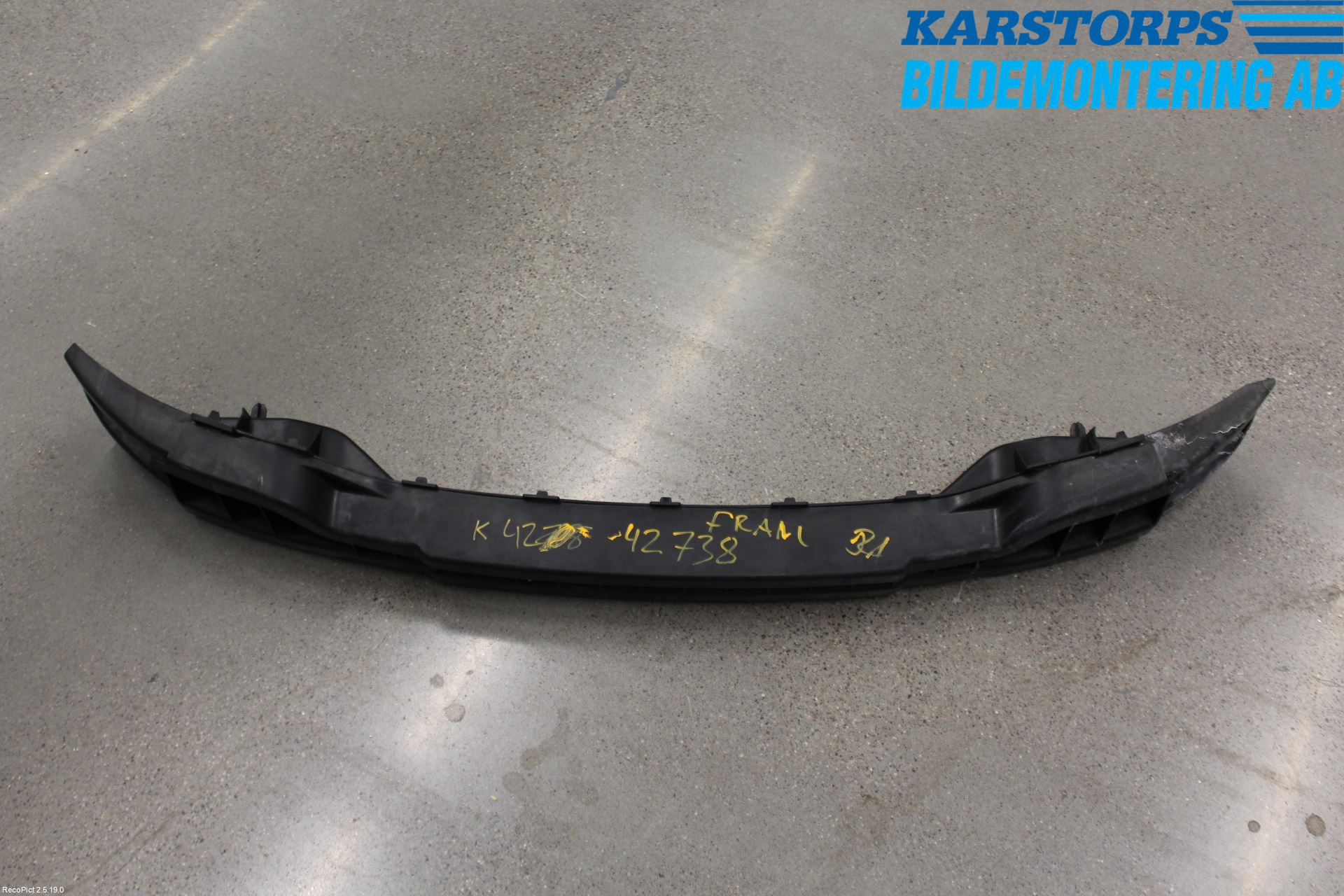 Peugeot PARTNER   03-08 Stötfångar Deformelement Fram