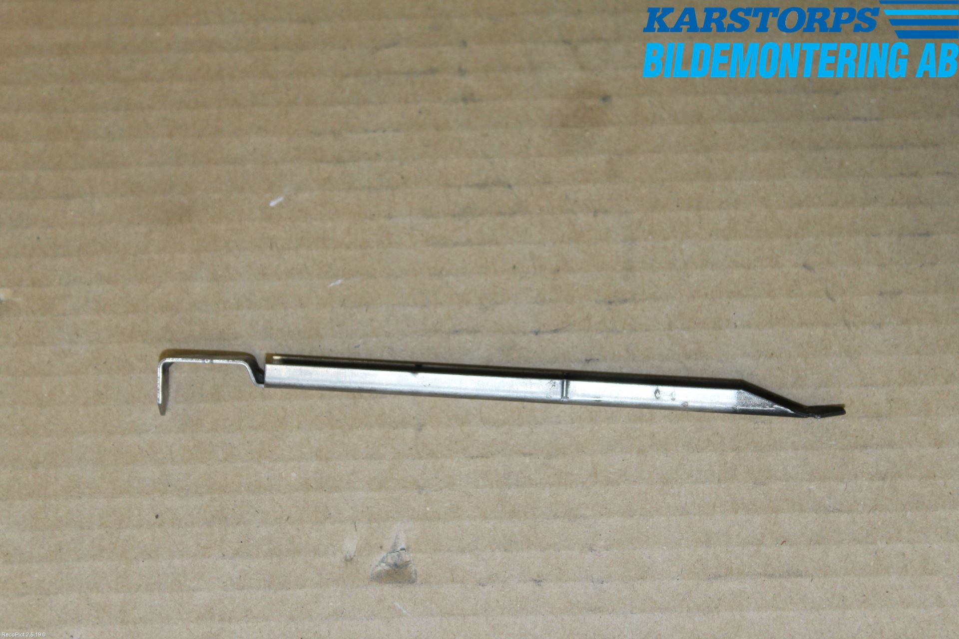 Volvo V50 04-07 Strålkast Fästsarg