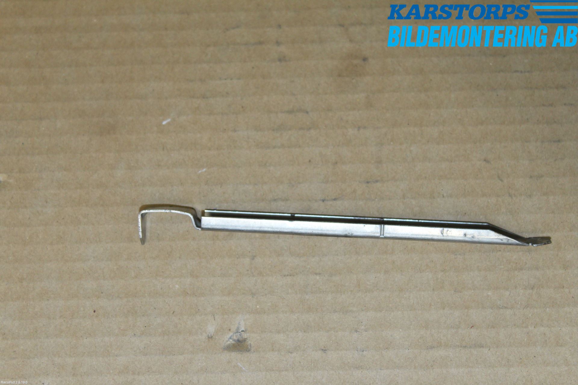 Volvo V50 04-07 Strålkast Fästsarg