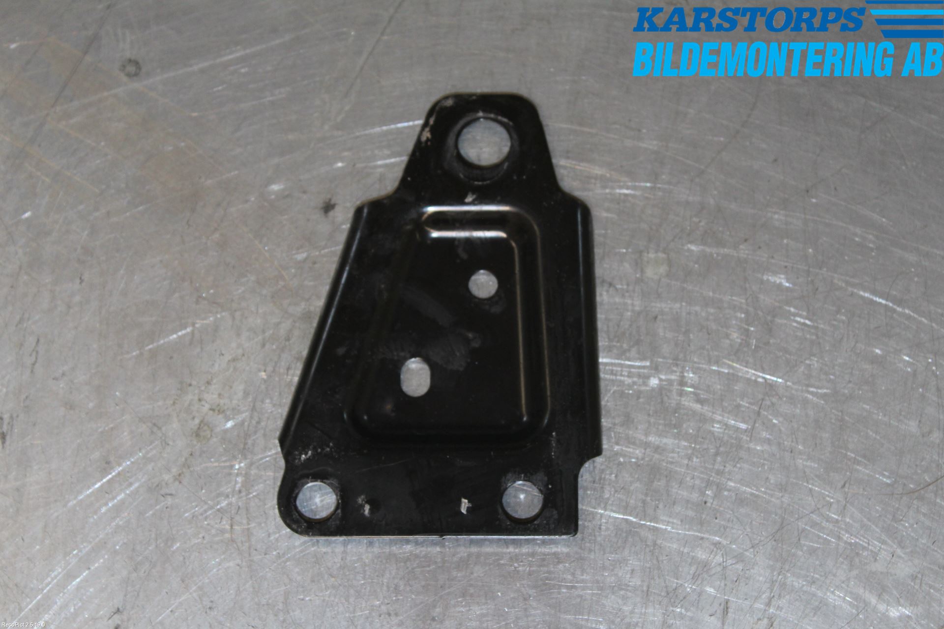 Volvo XC60 18- Framvagn Fäste-Kudde