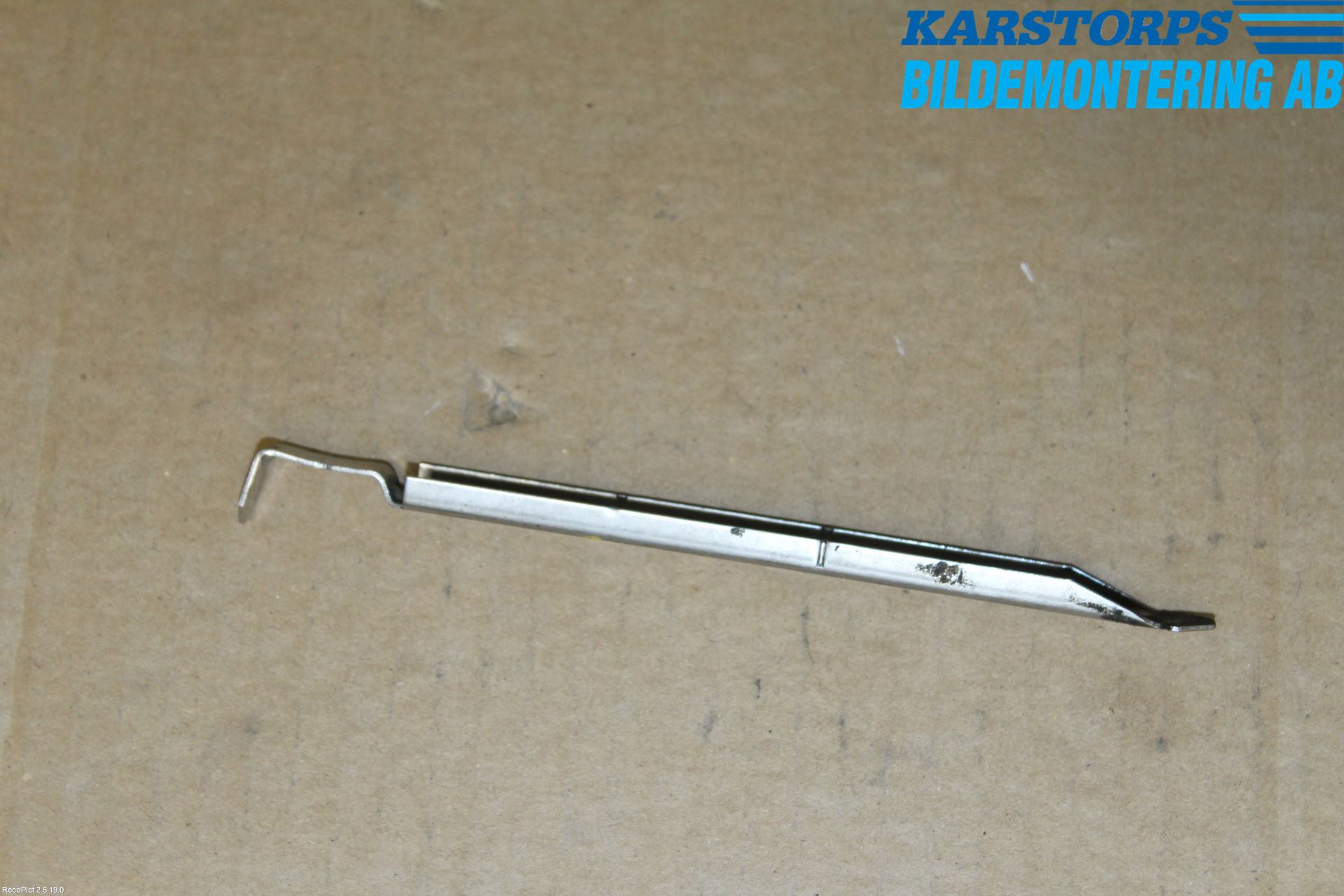 Volvo V50 04-07 Strålkast Fästsarg