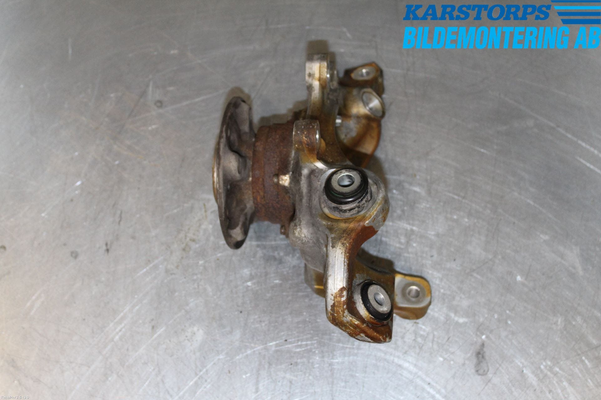 MB GLC-KLASS (X253/C253) 15-22 Hjullagerhus-Spindel Vä B