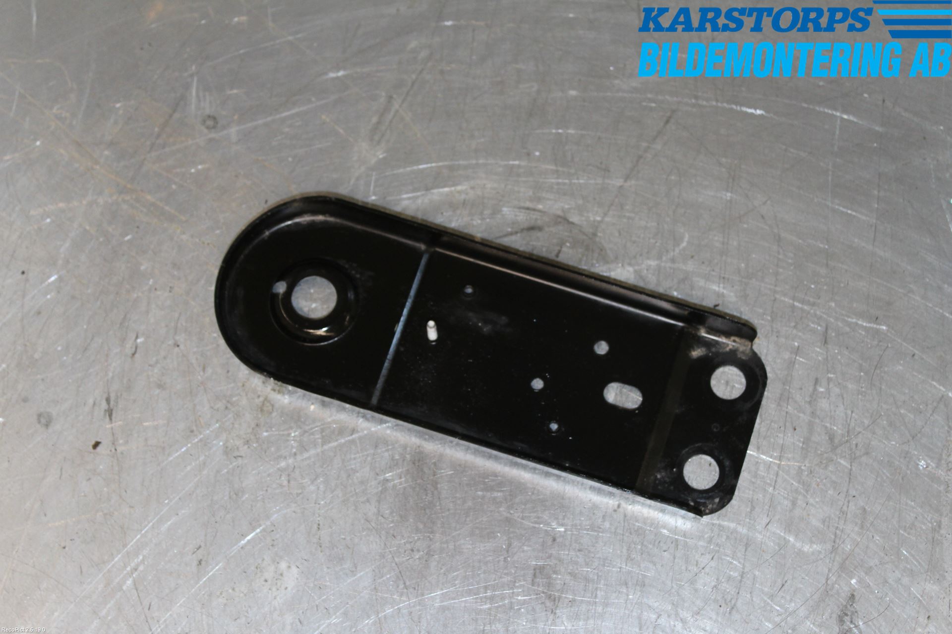 Volvo XC60 18- Bakaxel Fäste