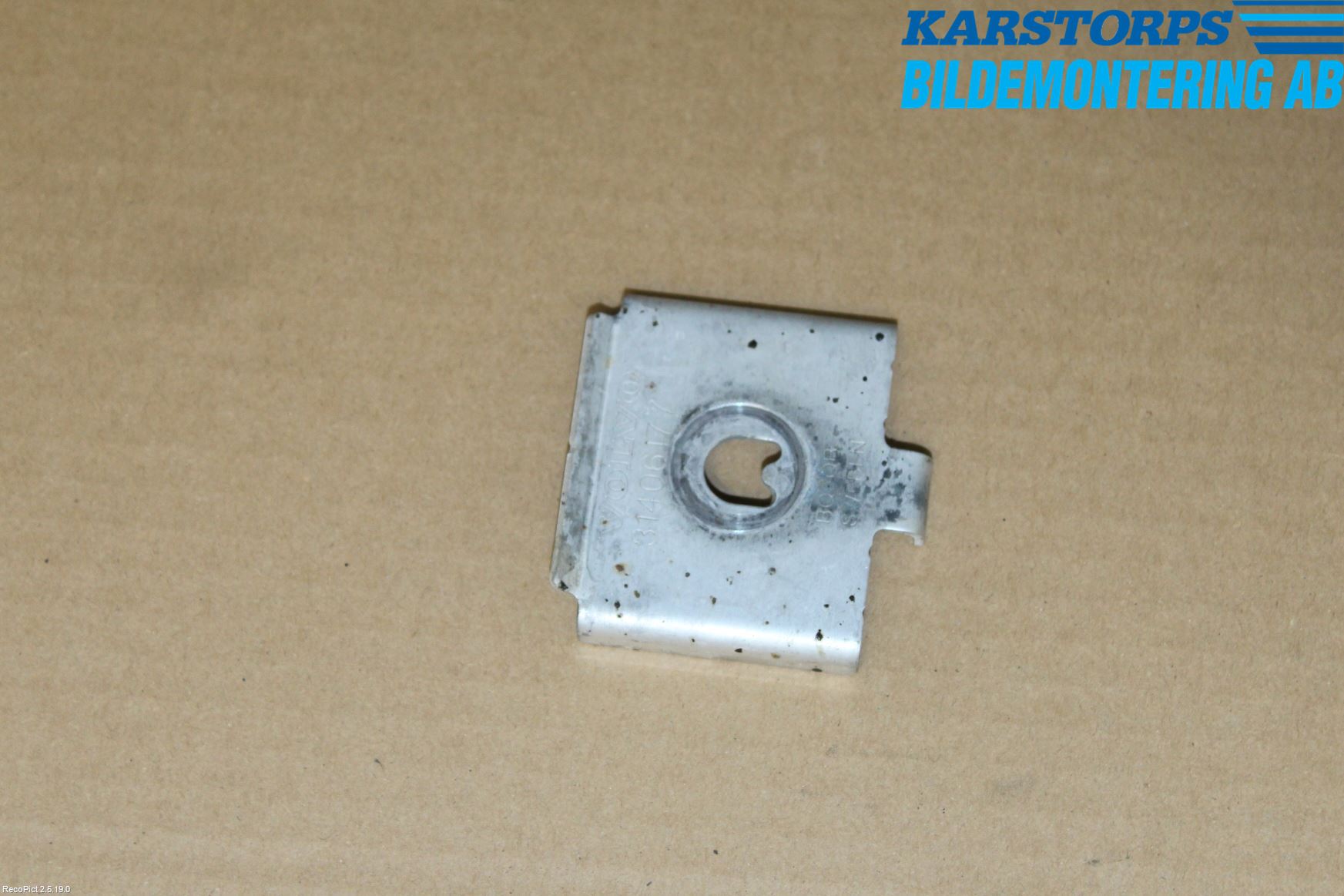 Volvo XC60 18- Bladfjäderhänke Bak