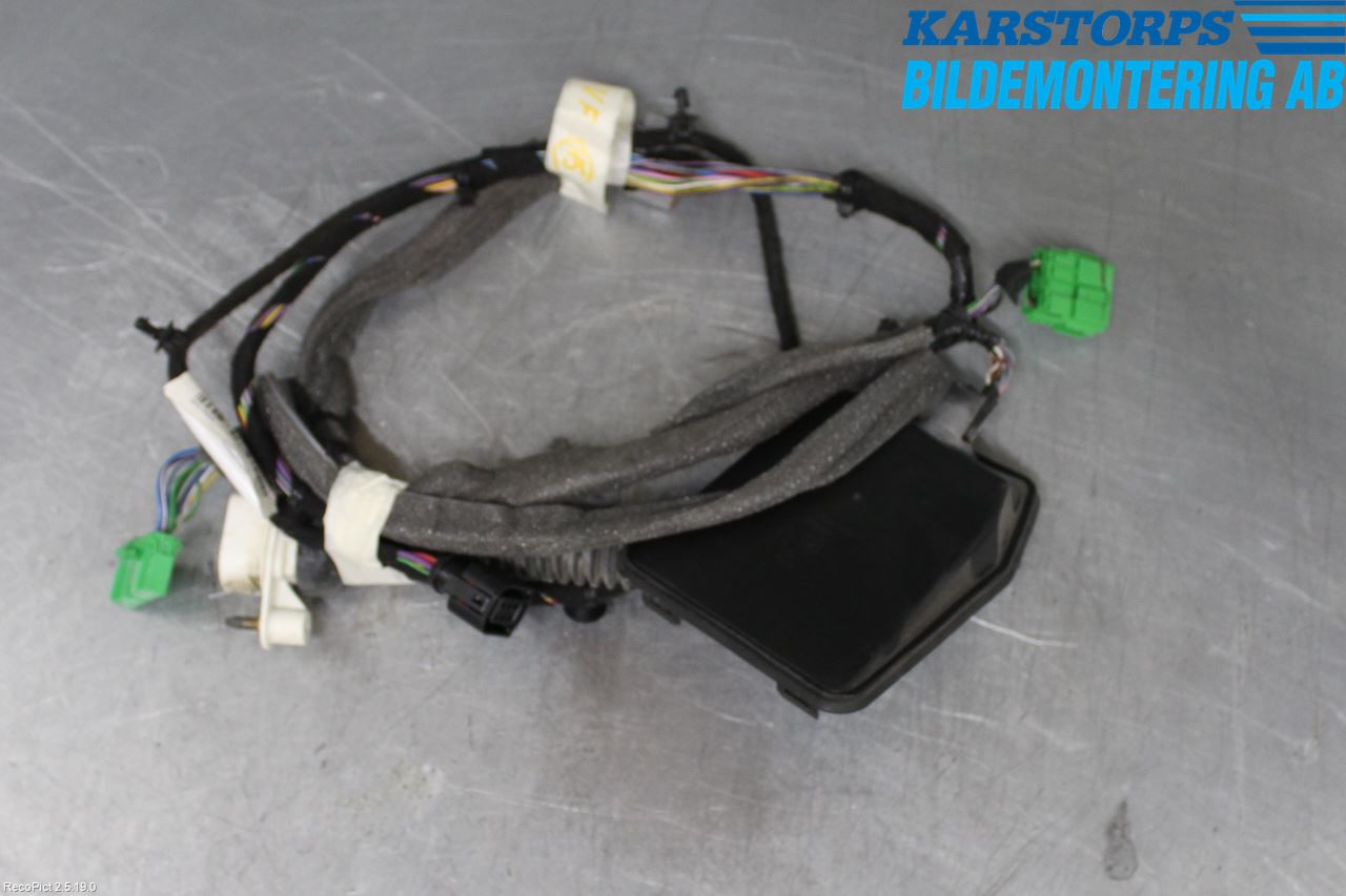 Volvo S60 05-10 Kabelhärva