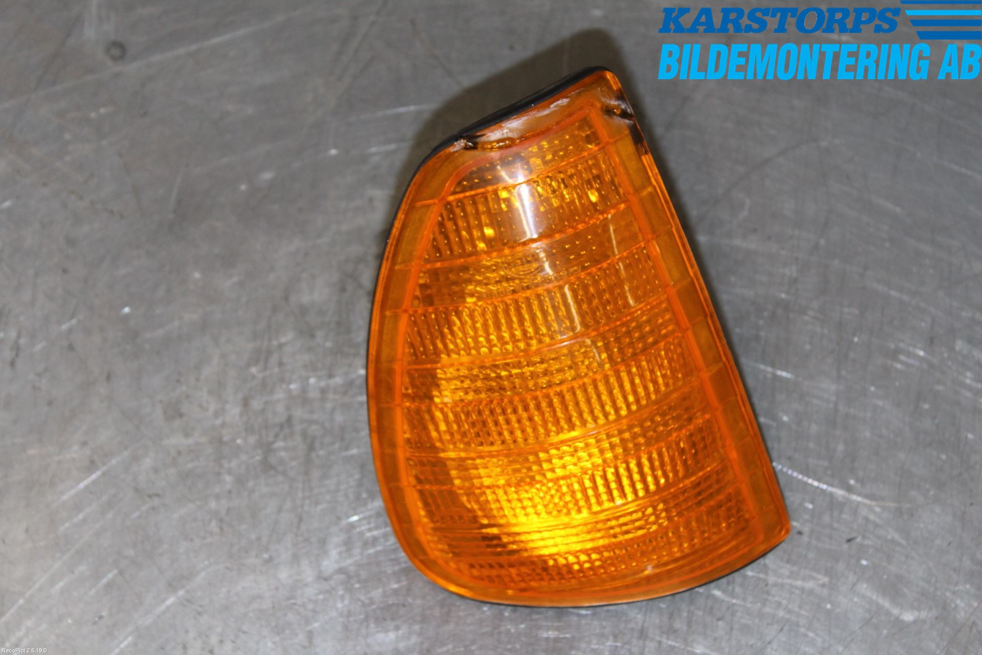 Mercedes-Benz MB 200-300  (W123) 76-86 Blinkers Fram Höger