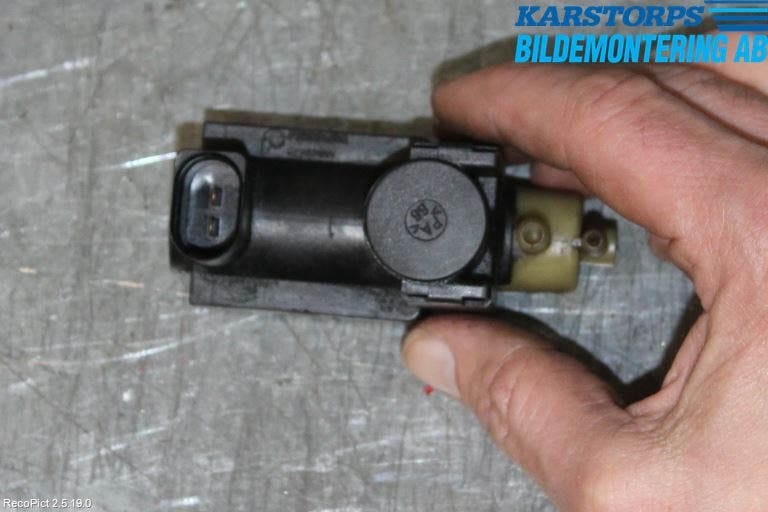 Volvo V70 14-16 Vakuumventil