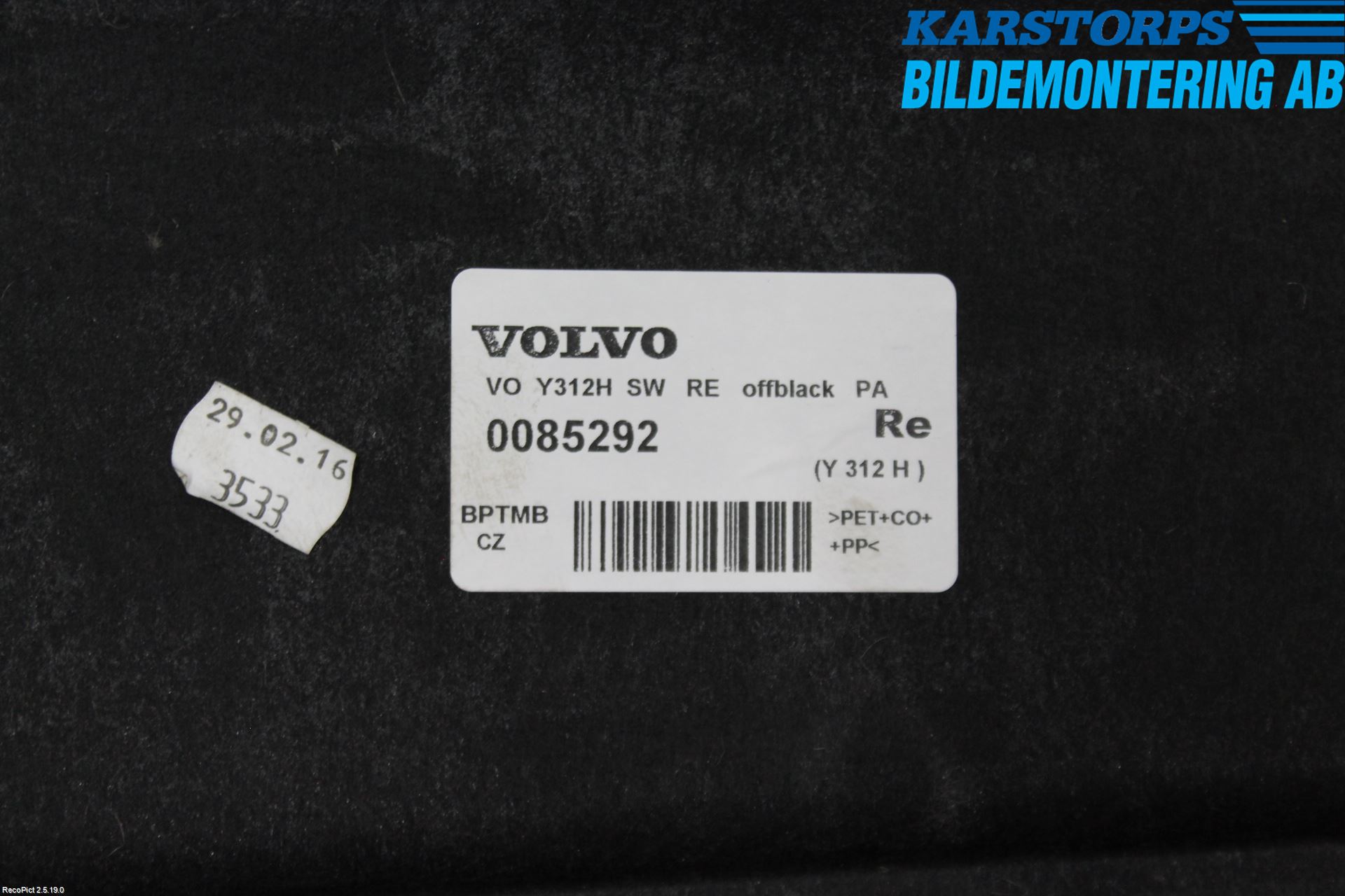 Volvo V60 14-18 Inrbagagerumklädsel-Golv