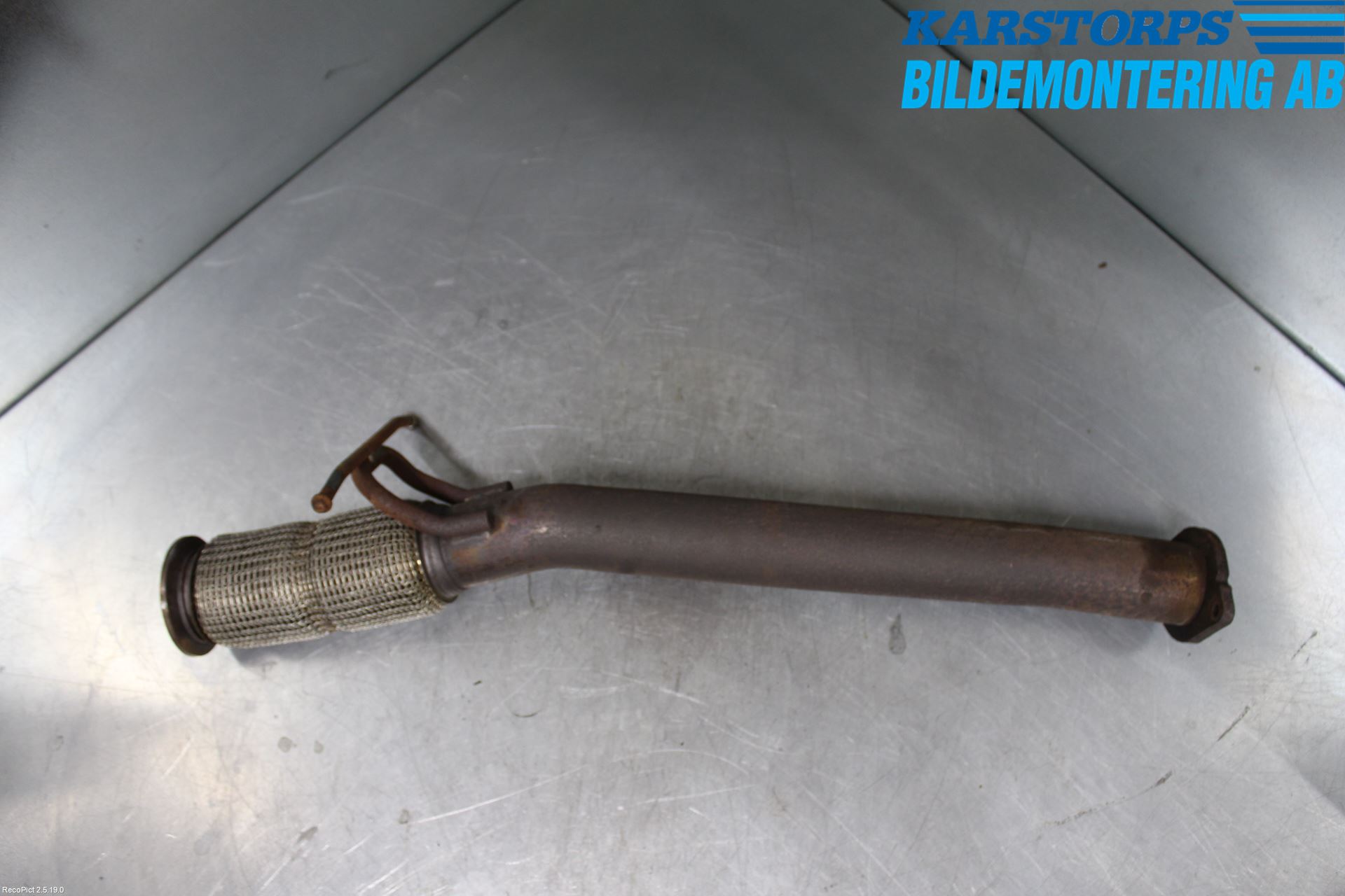 Volvo V60 14-18 Avgas Främre Rör