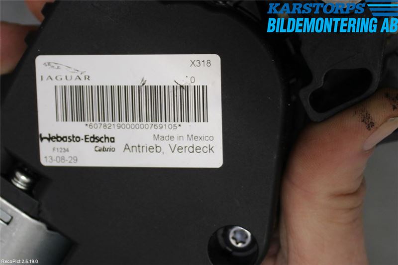 Jaguar F-TYPE Cab Motor