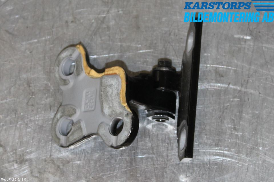 Volvo V60 14-18 Dörrgångjärn