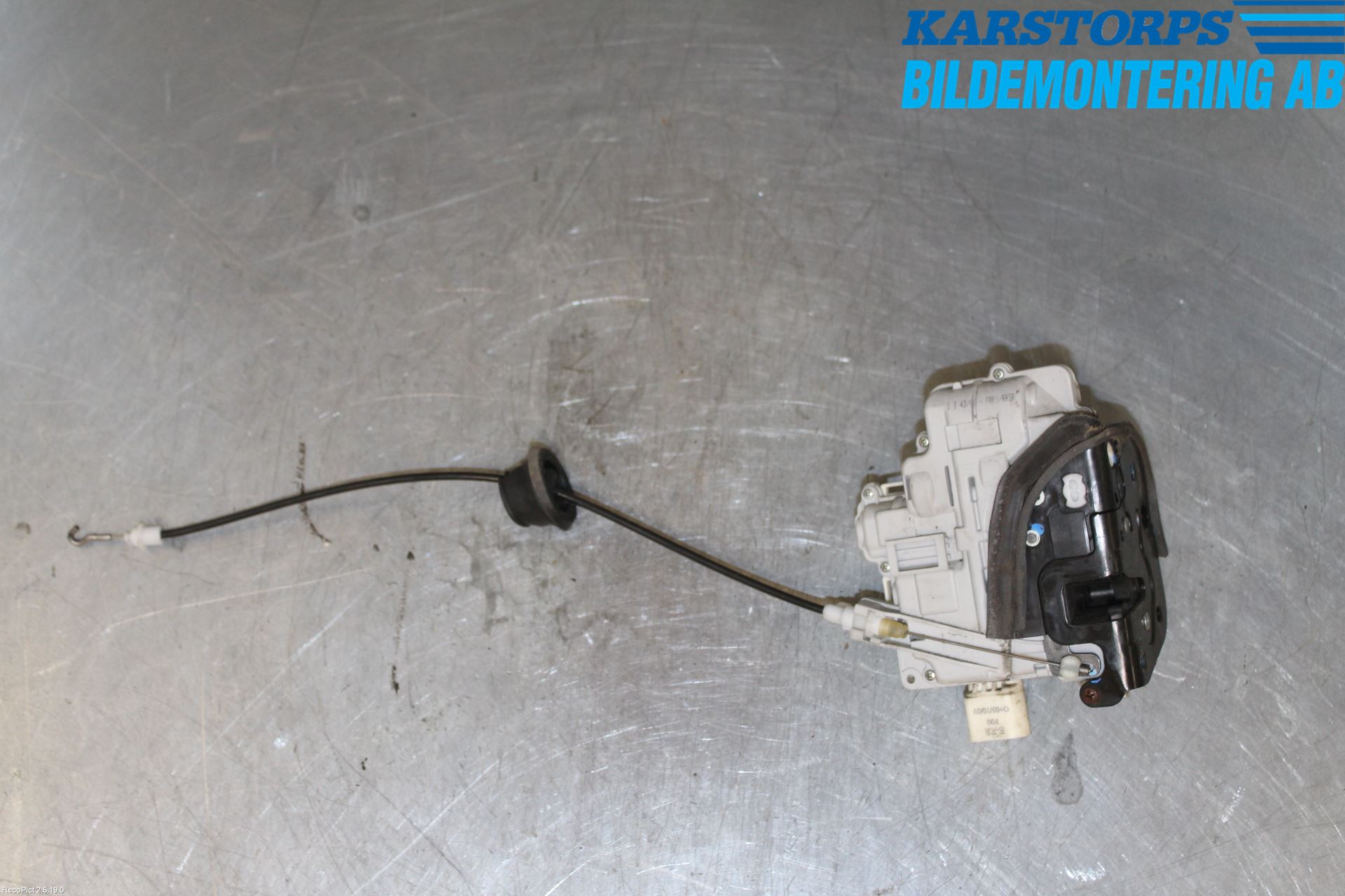 Audi A4/S4 05-07 Låskista-Dörrlås