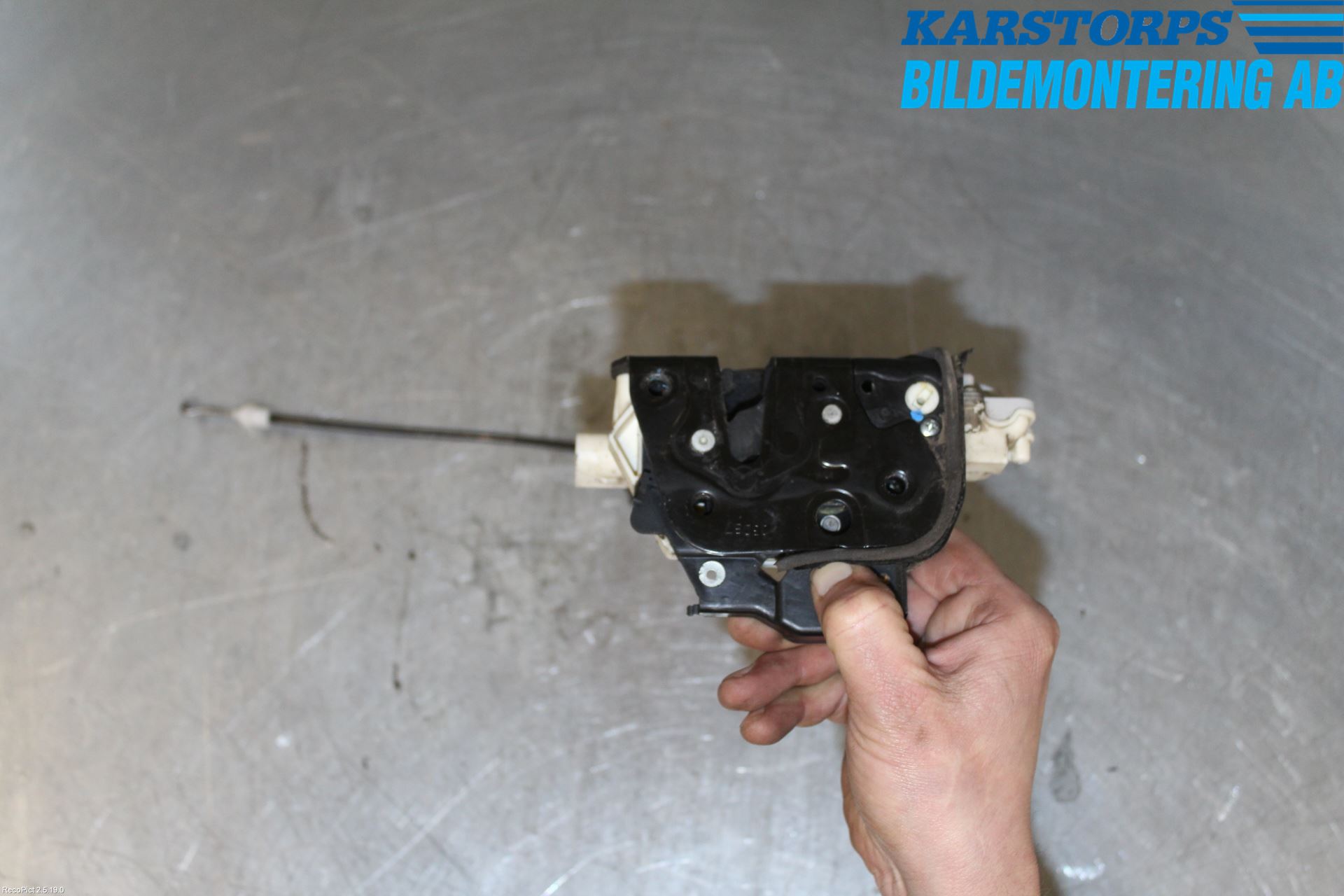 Audi A4/S4 05-07 Låskista-Dörrlås