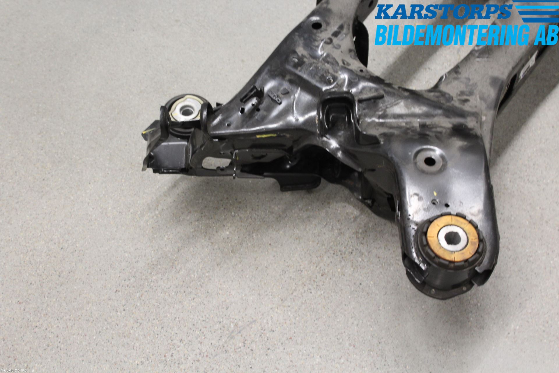 Jaguar F-TYPE Bakaxelbalk