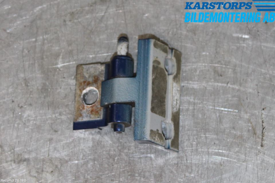 Volvo XC90 03-06 Dörrgångjärn