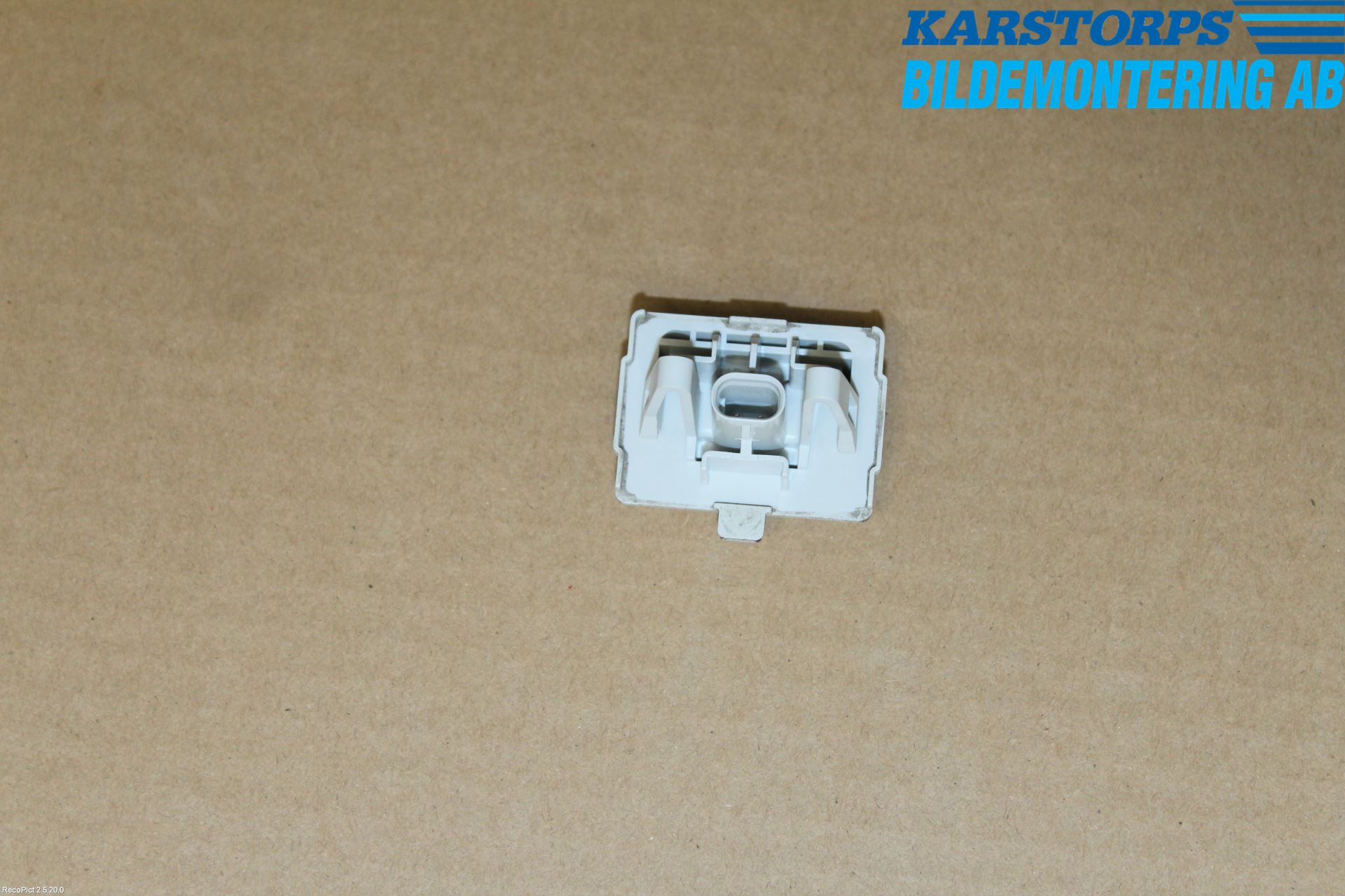 Mercedes-Benz MB E-KLASS (W213) 16-23 Skylt Belysning