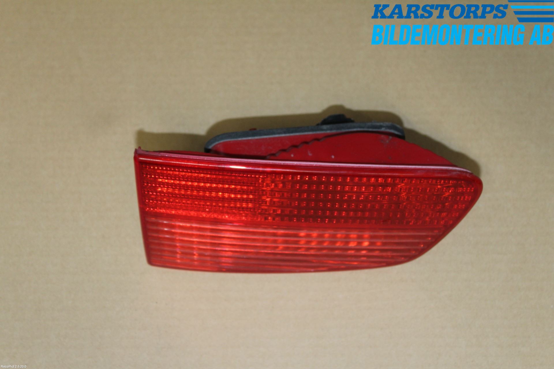 Saab 9-5     06-10 Bakljus Lucka Hö