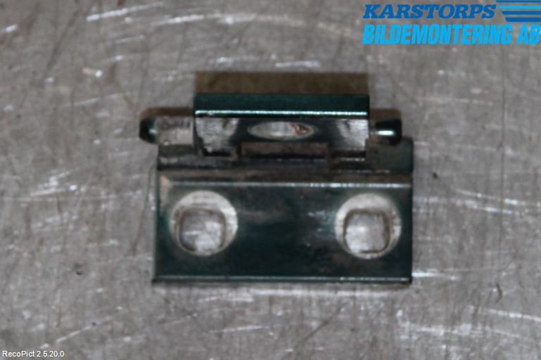 Volvo V70 00-04 Dörrgångjärn