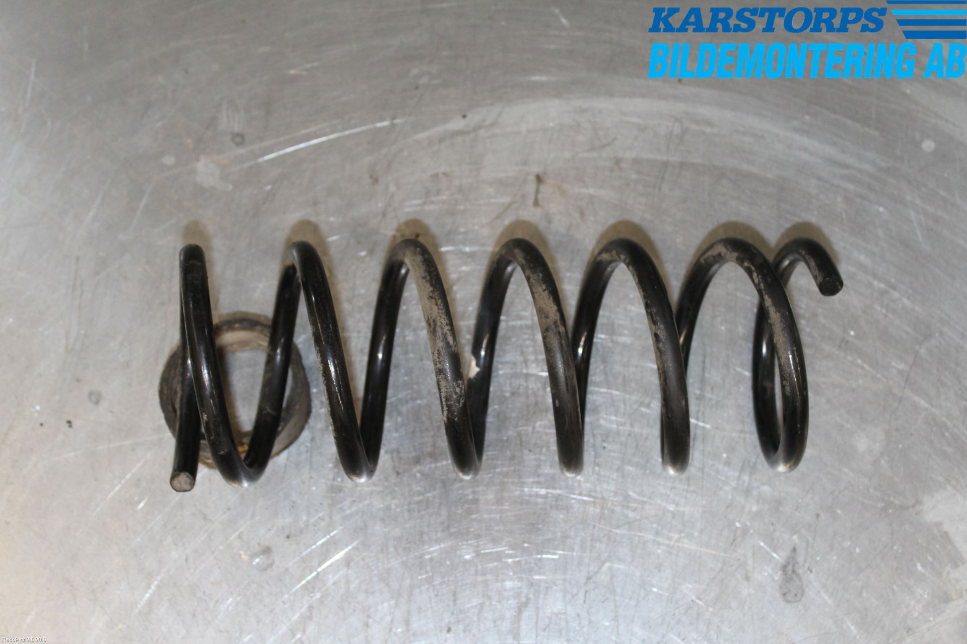 Volvo V60 14-18 Fjäder Bak