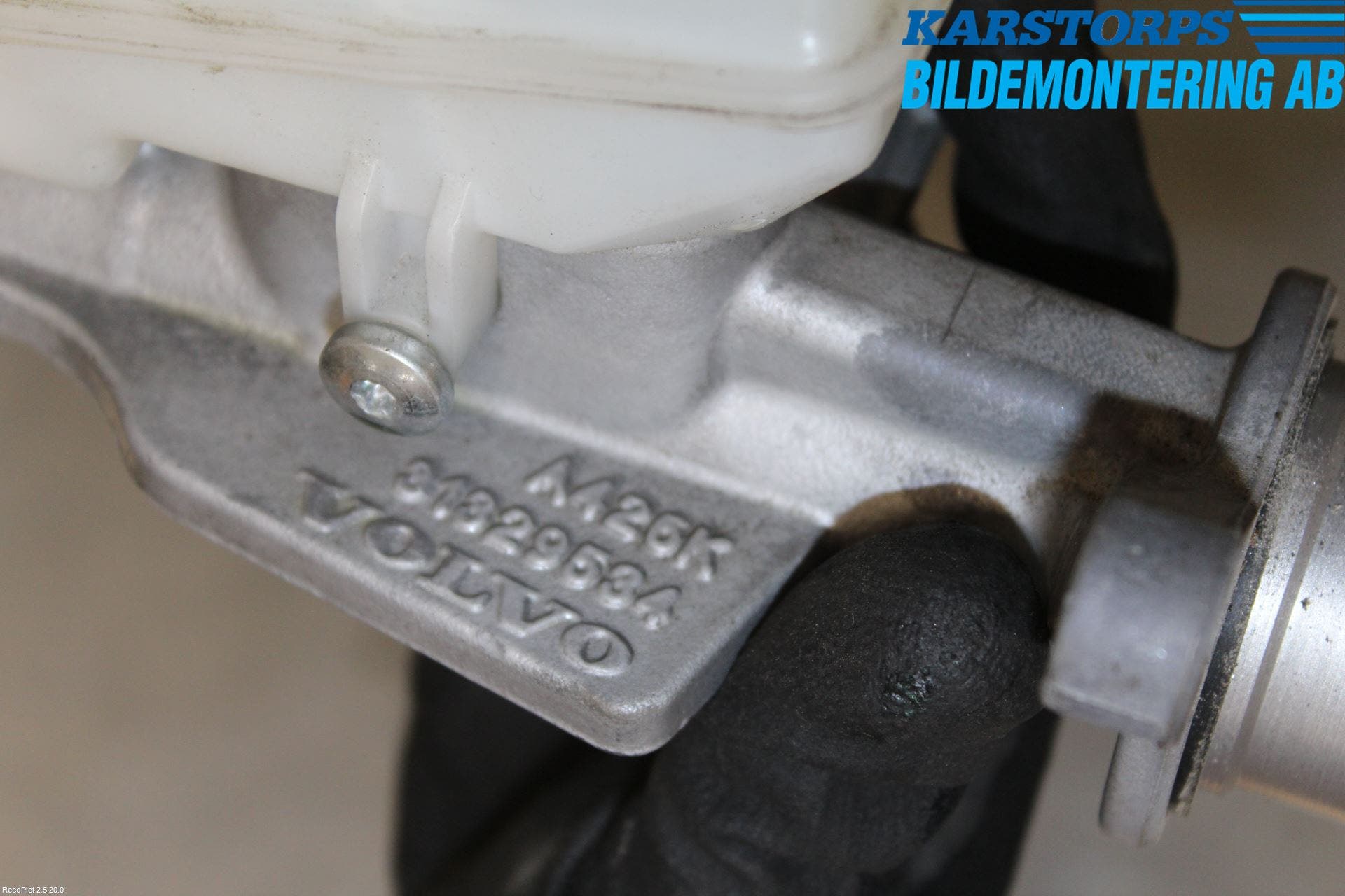 Volvo V40 12-19 Broms Huvudcylinder