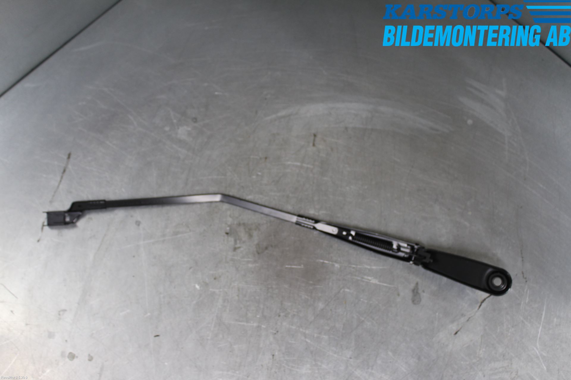 Volvo V40 12-19 Torkararm Armar Vindruta