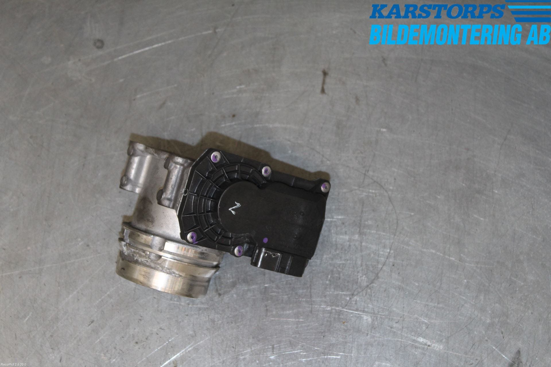 Volvo V40 12-19 Injspjällhus