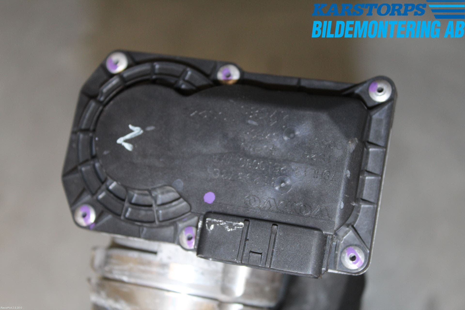 Volvo V40 12-19 Injspjällhus