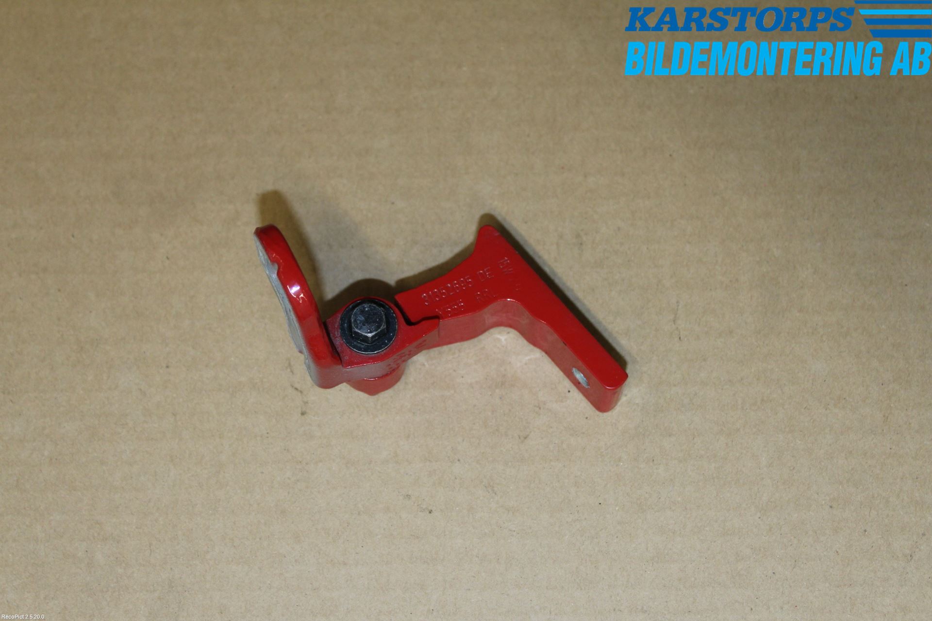 Volvo V40 12-19 Dörrgångjärn