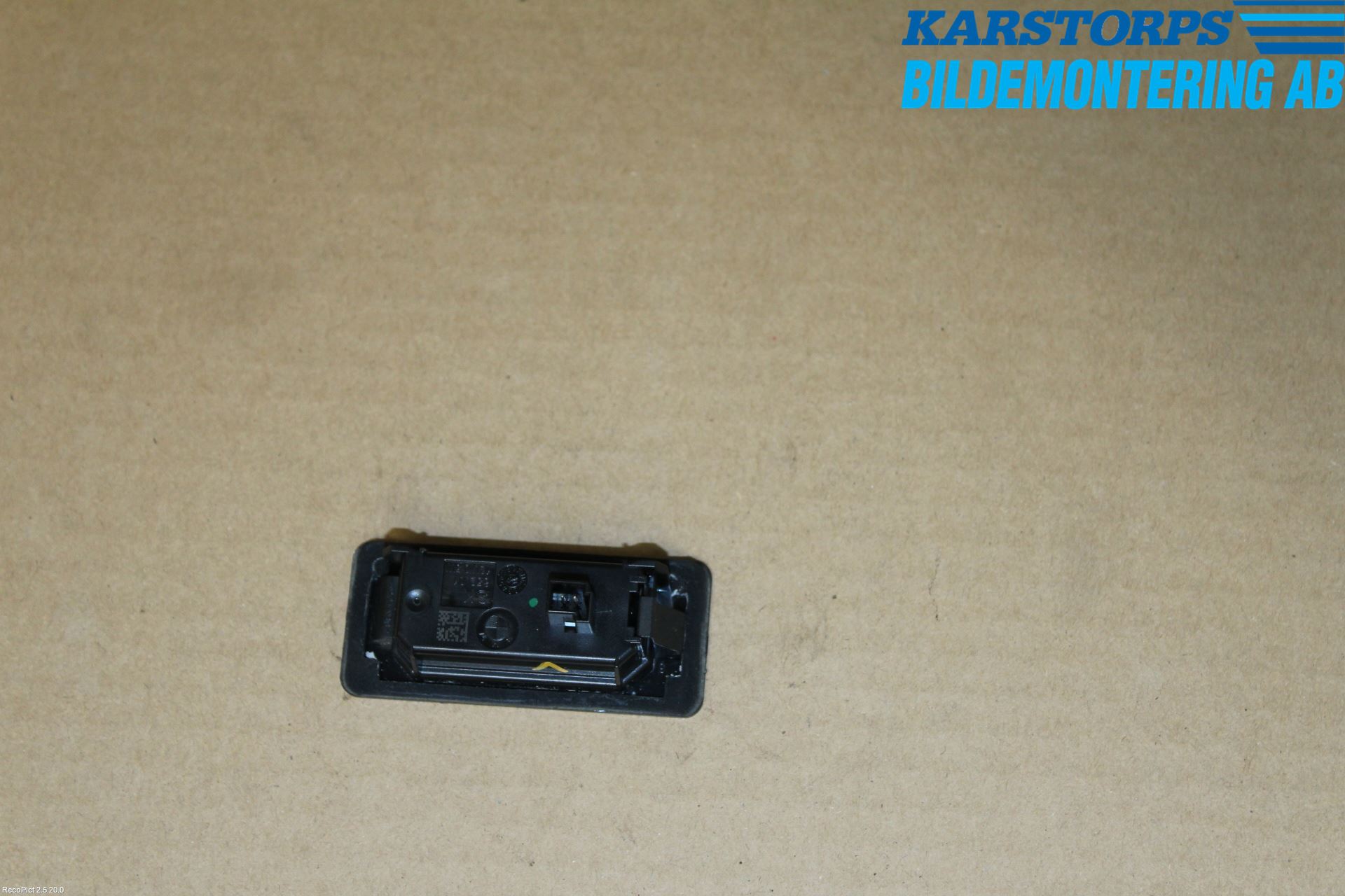 BMW 3 F30/F31/F80 12-19 Skylt Belysning