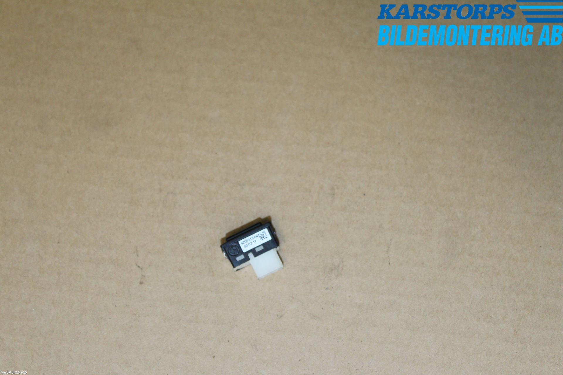 BMW 3 F30/F31/F80 12-19 Strömställare Baklucka