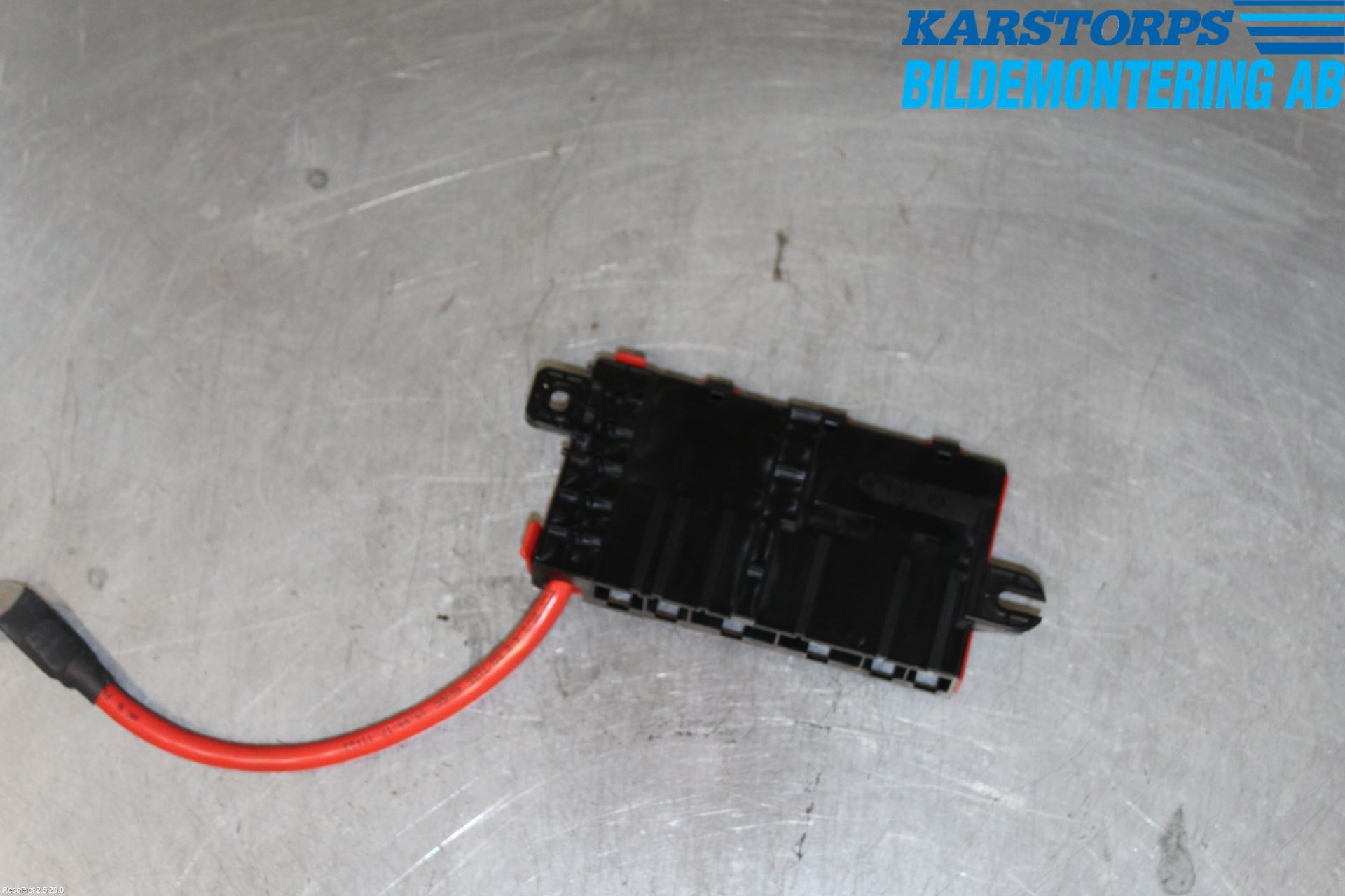 BMW 3 F30/F31/F80 12-19 Batterikabel