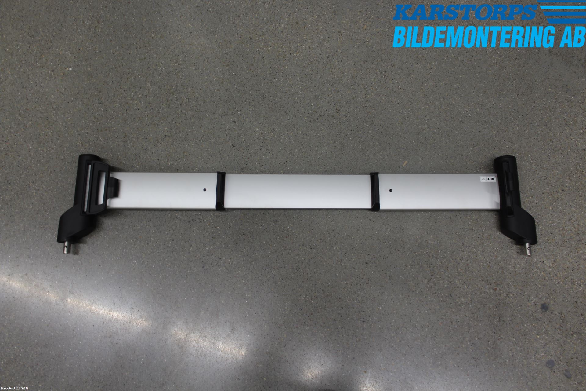BMW 3 F30/F31/F80 12-19 Lastförskjutningsskydd-Galler