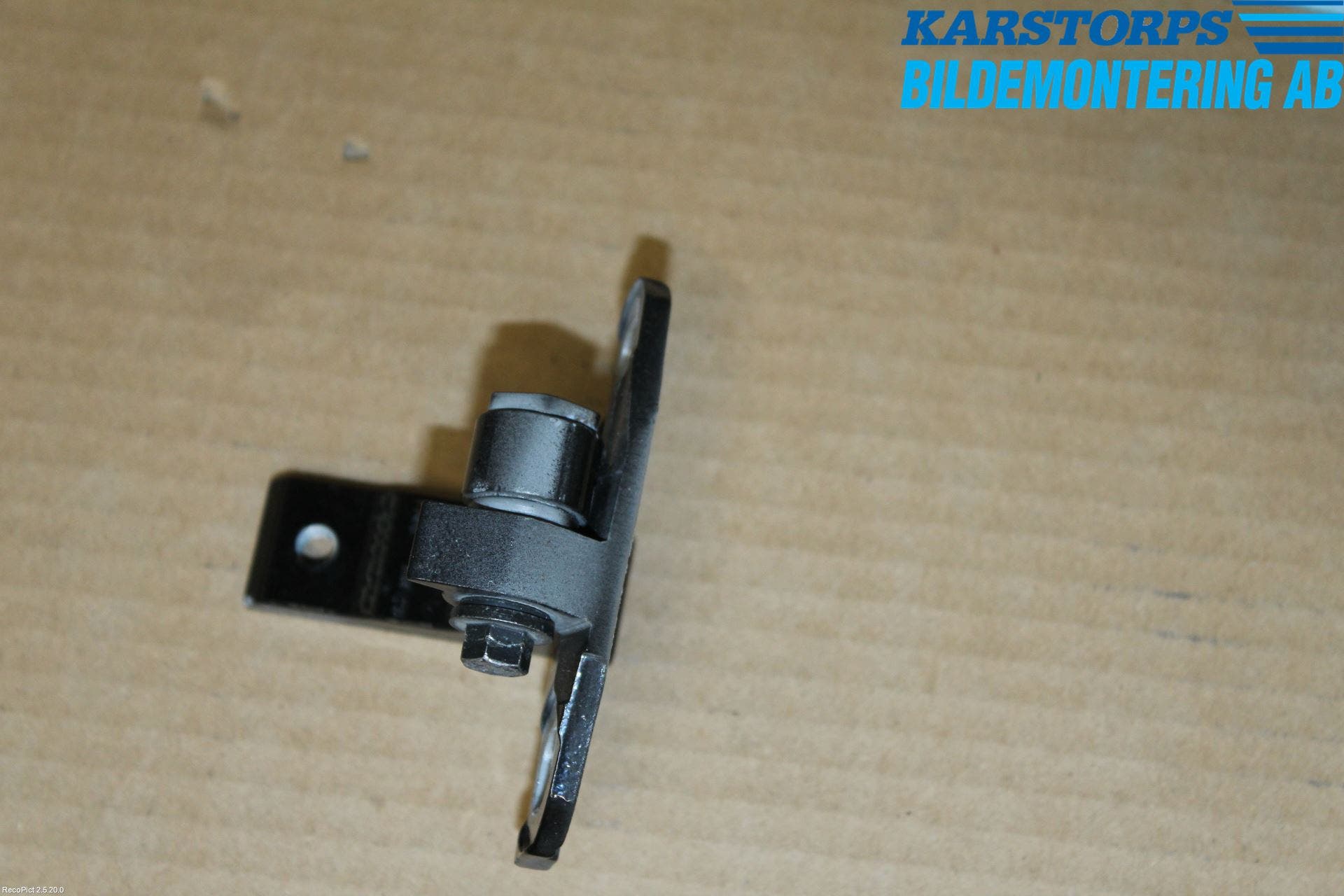 Volvo V60 11-13 Dörrgångjärn