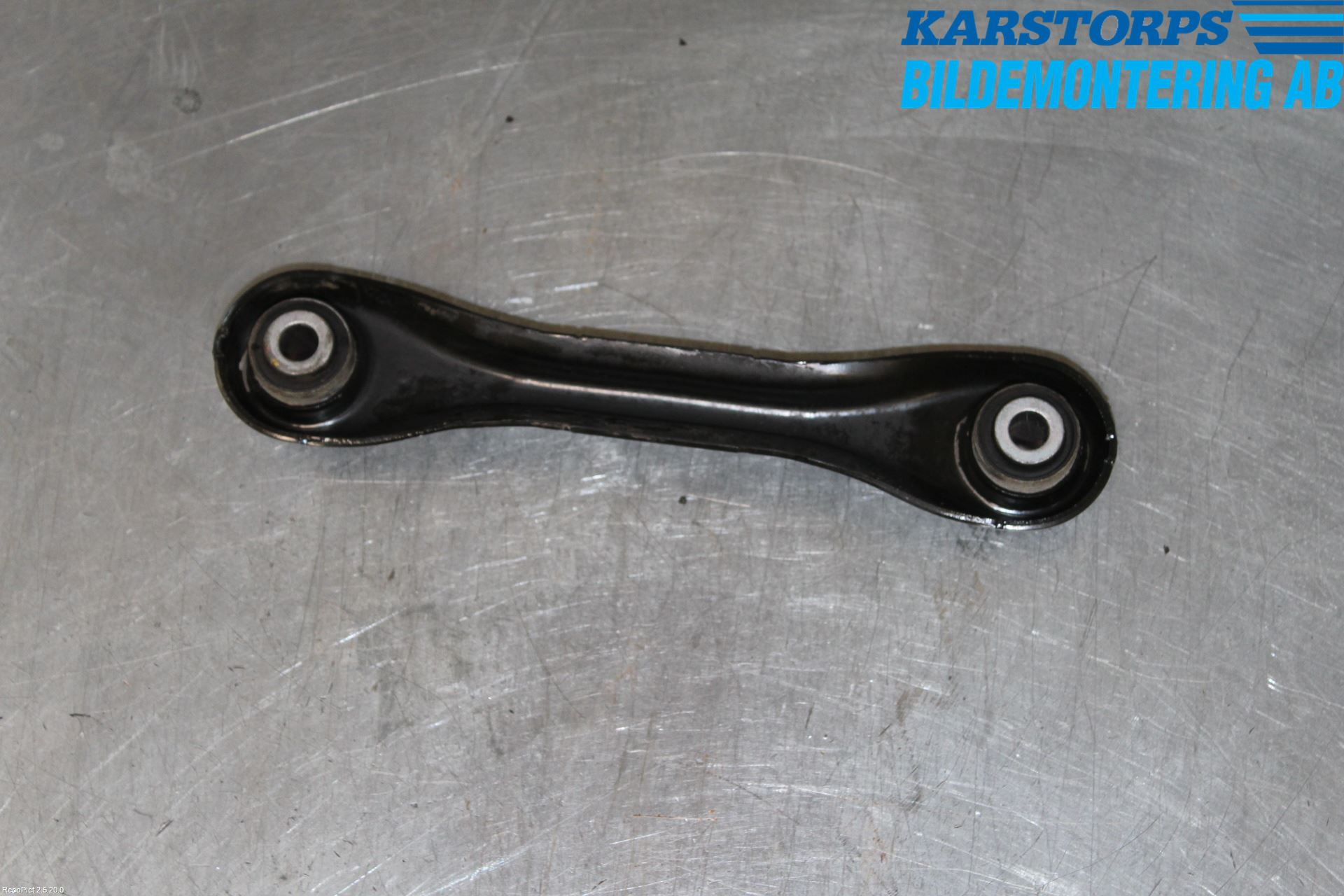 Volvo V40 12-19 Momentstag Bak