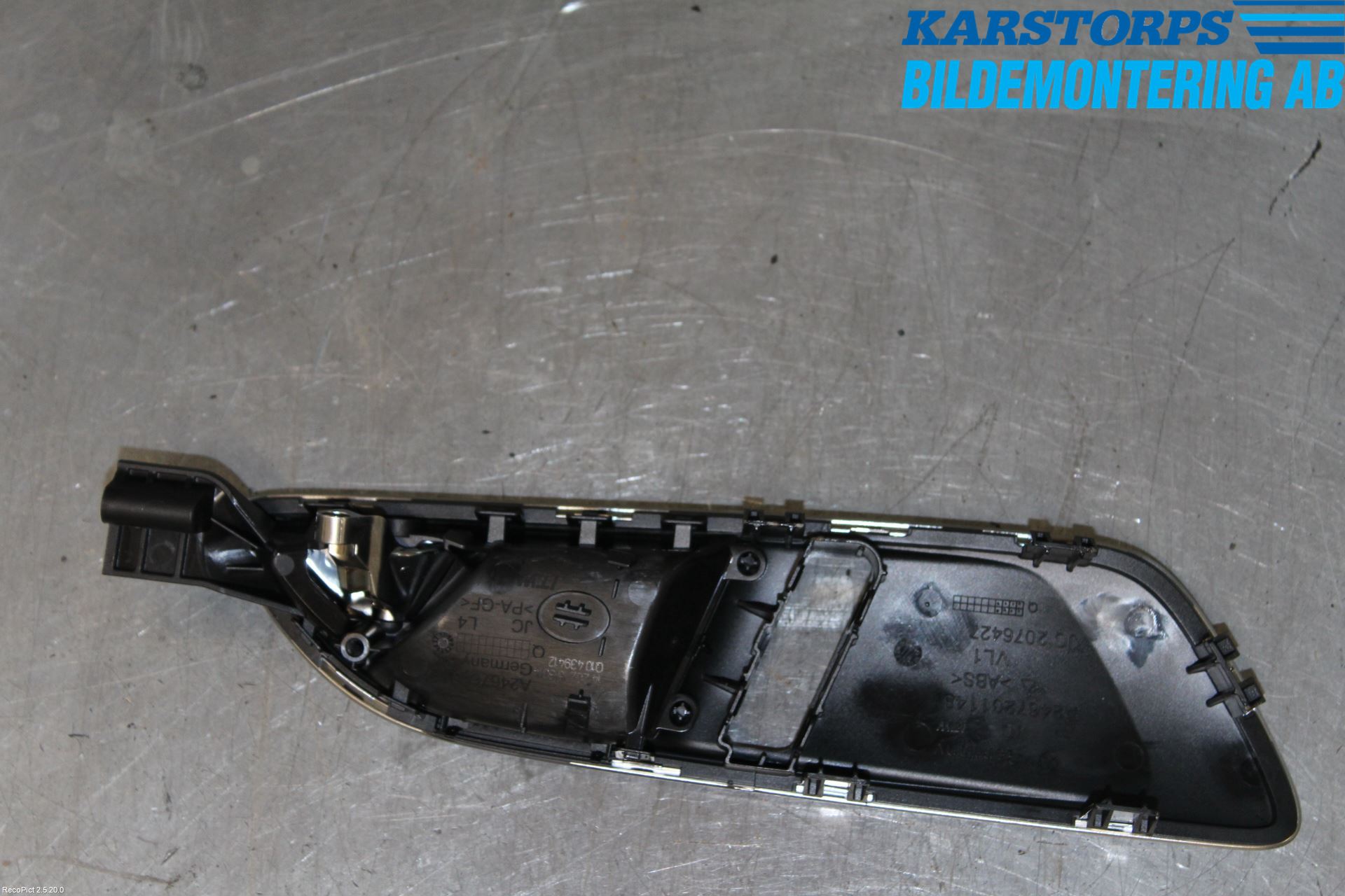 Mercedes-Benz MB GLA-KLASS (X156) 13-20 Dörrhandtag Inre Vä