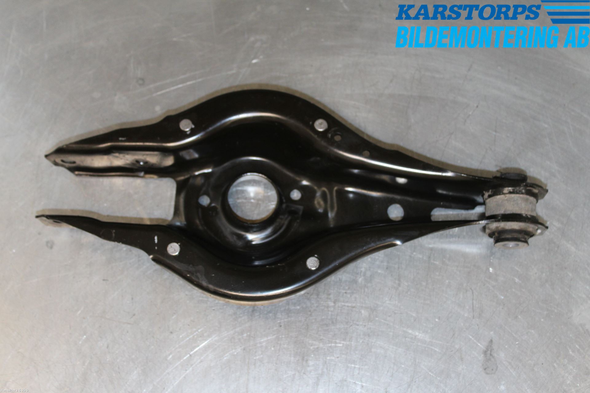 BMW 3 F30/F31/F80 12-19 Bärarm Bak Vänster