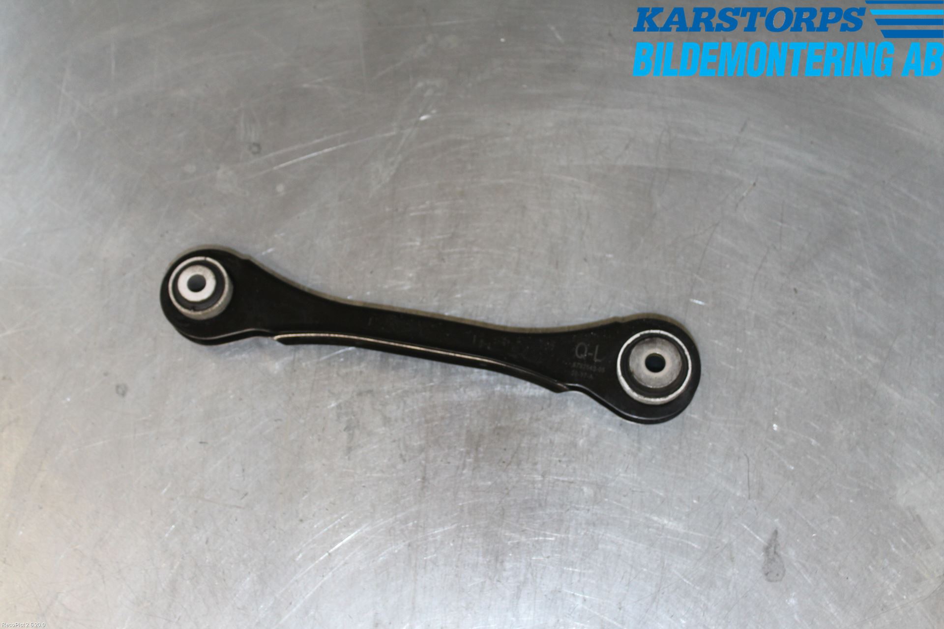 BMW 3 F30/F31/F80 12-19 Bärarm Bak Övre Vänster