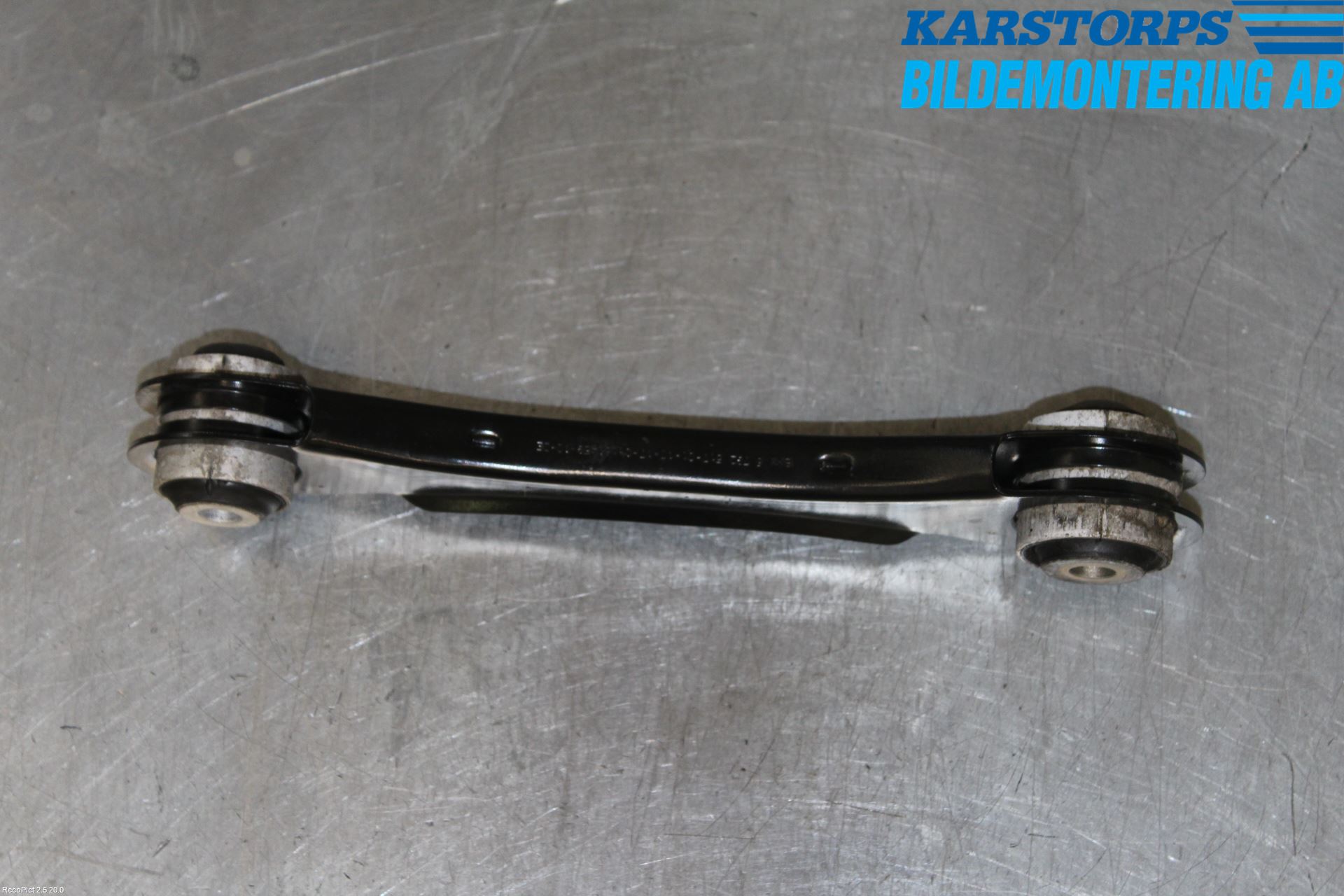BMW 3 F30/F31/F80 12-19 Momentstag Bak