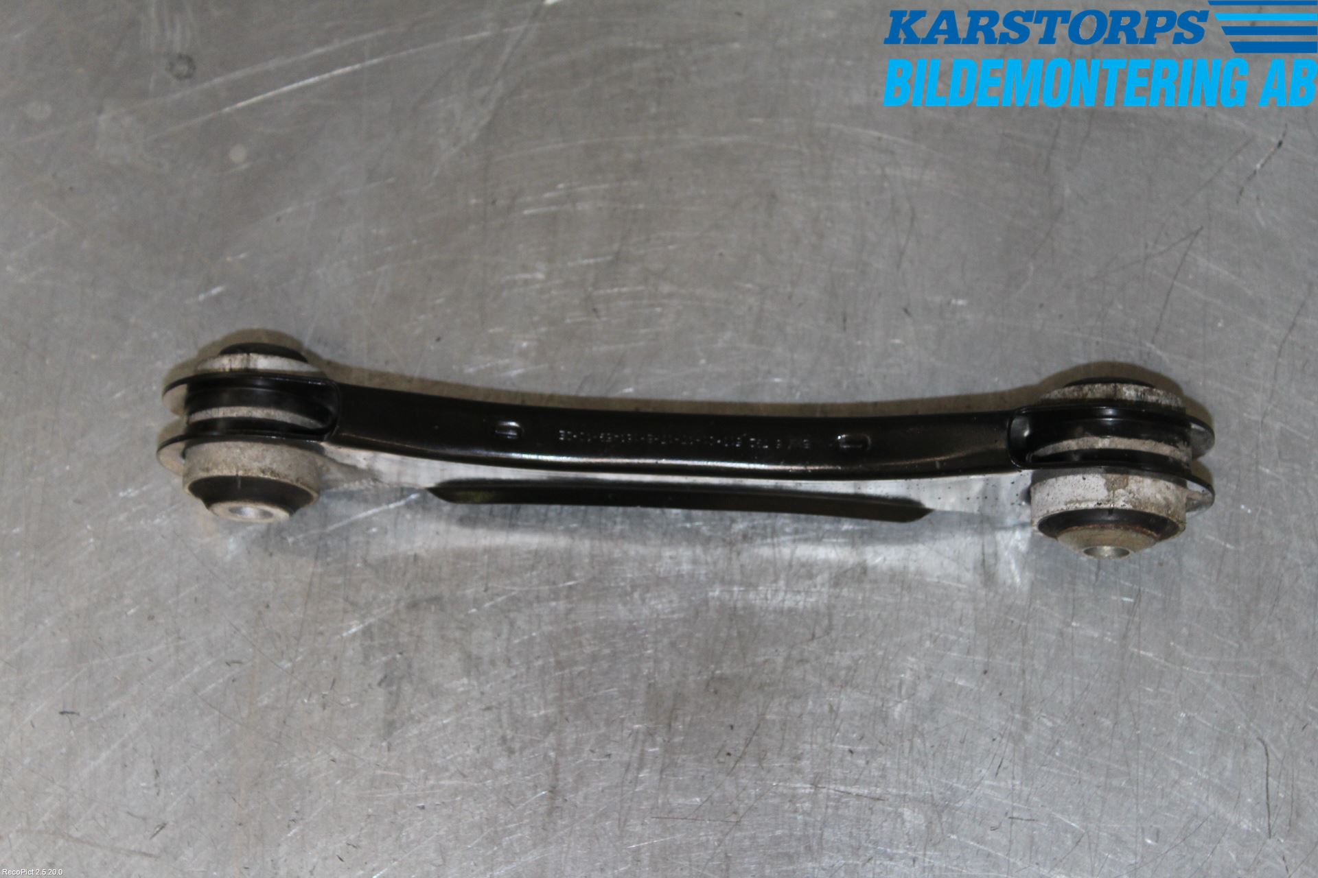 BMW 3 F30/F31/F80 12-19 Momentstag Bak