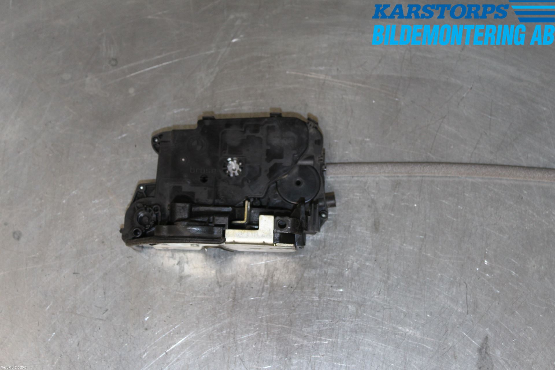 BMW 3 E90/91 SED/TOU 05-12 Låskista-Dörrlås