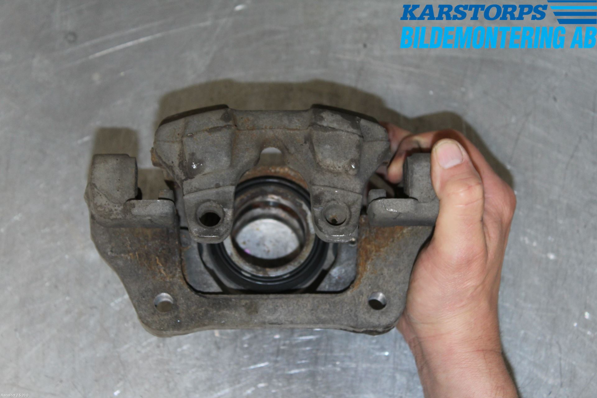 BMW 3 F30/F31/F80 12-19 Bromsok Fram Höger